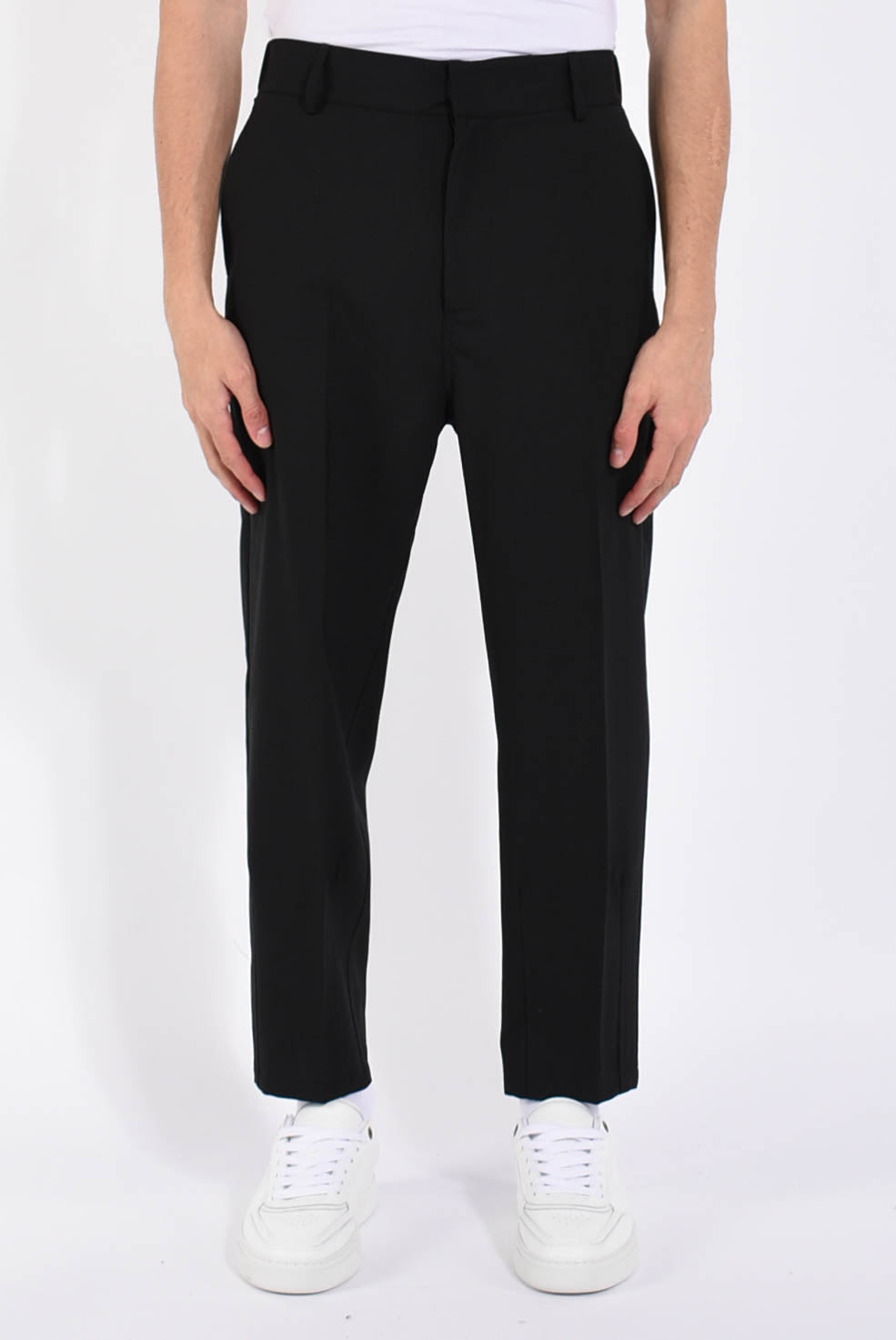 Pantaloni in fresco lana