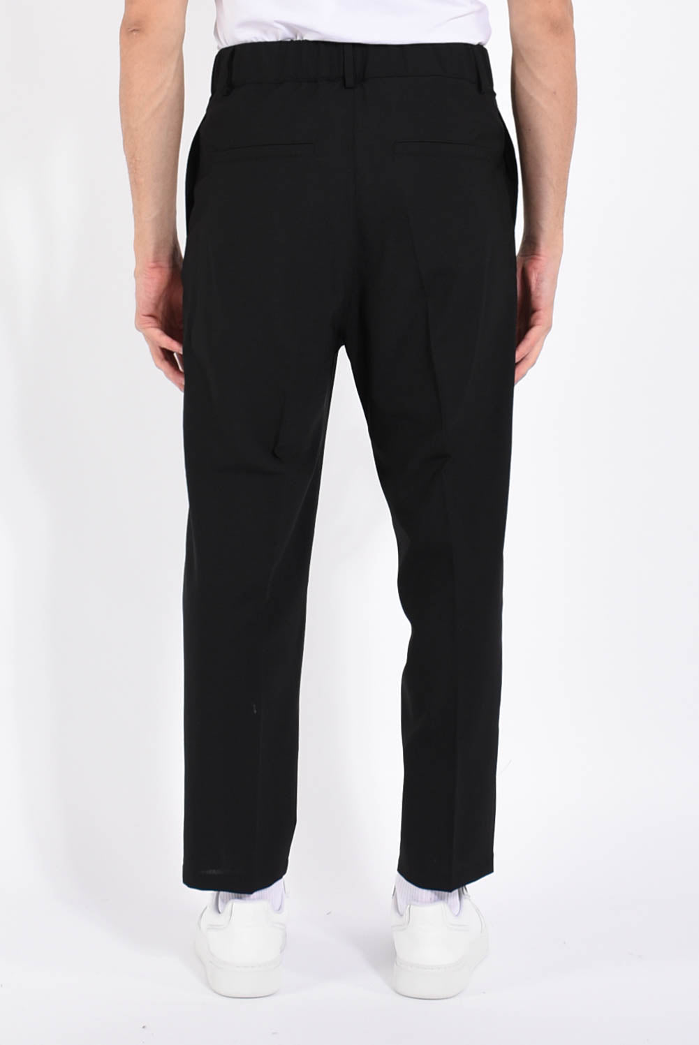 Pantaloni in fresco lana