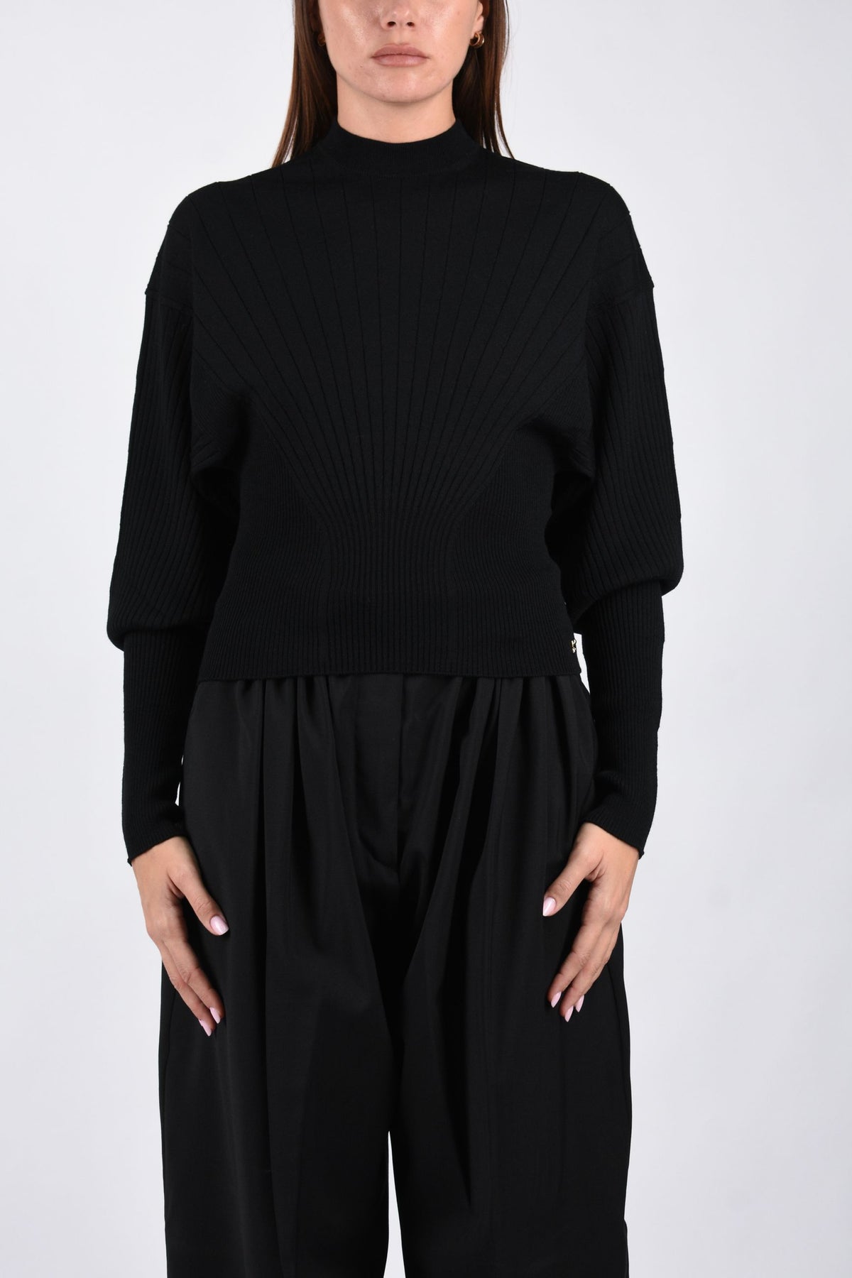 Maglia sagomata in pura lana LATINO 2622366162