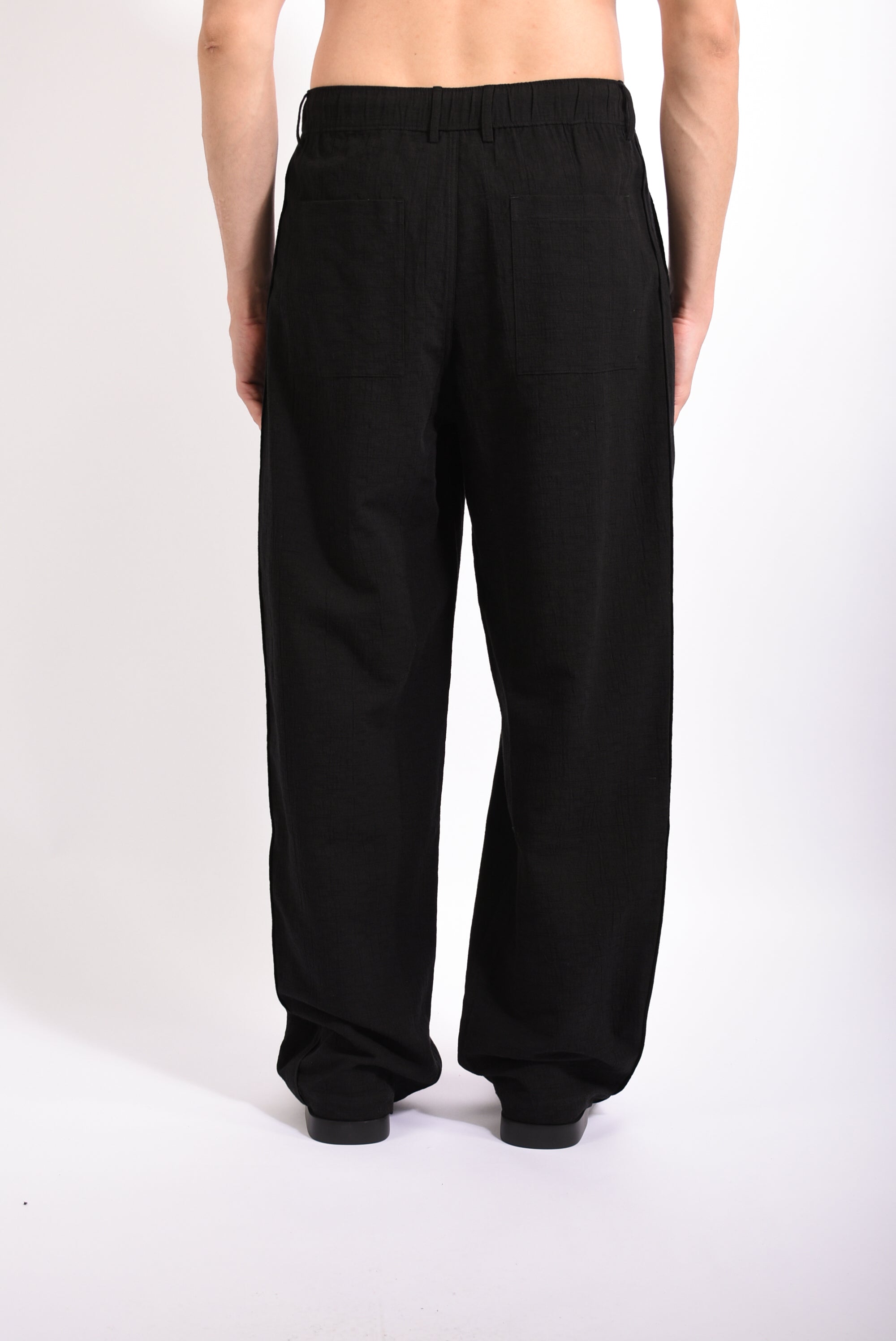 Pantaloni baggy