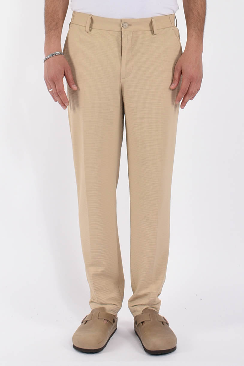 Pantaloni in tessuto seersucker elasticizzato