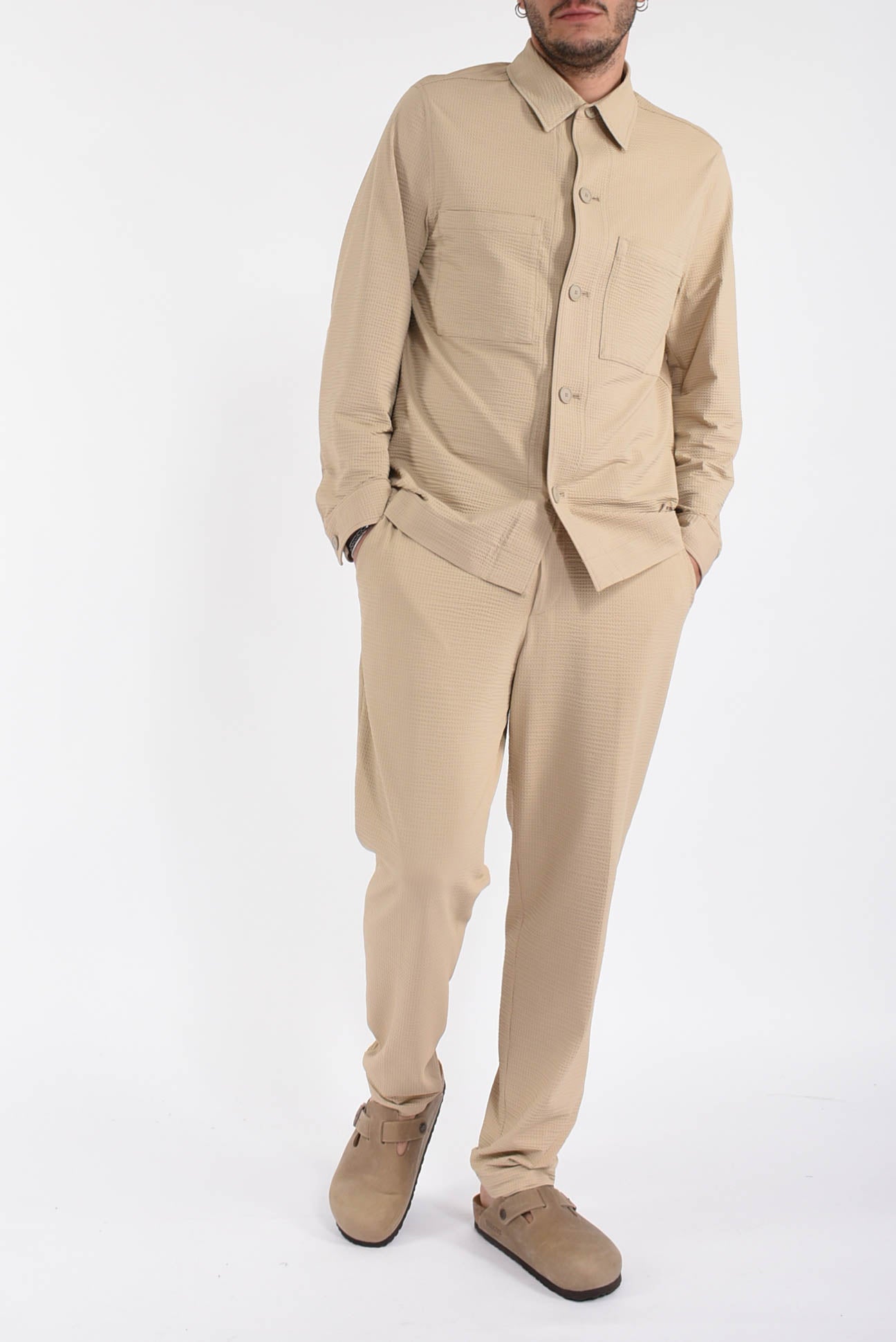 Pantaloni in tessuto seersucker elasticizzato