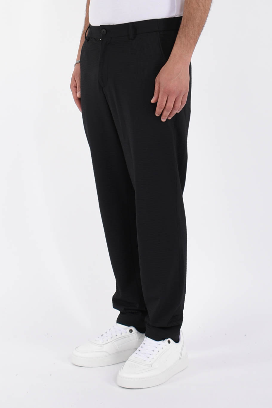 Pantaloni in tessuto seersucker elasticizzato