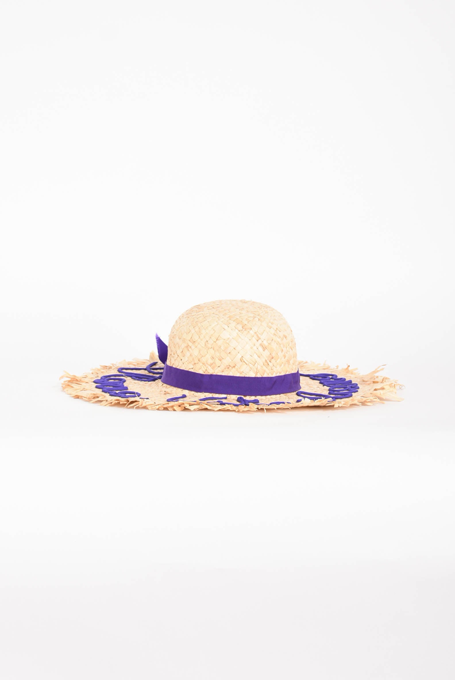 cappello in rafia