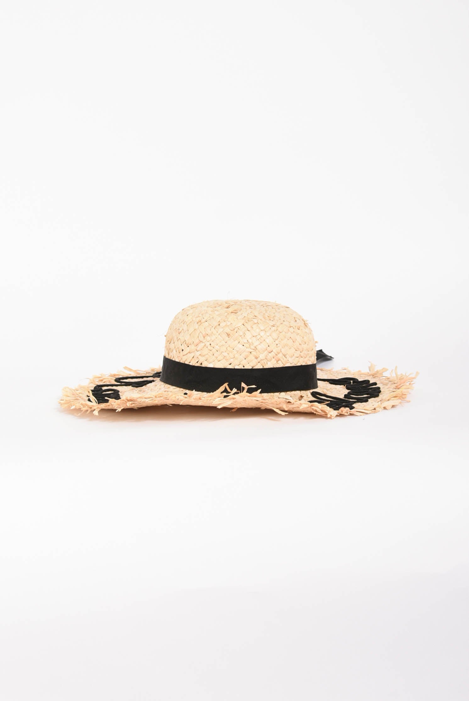 cappello in rafia