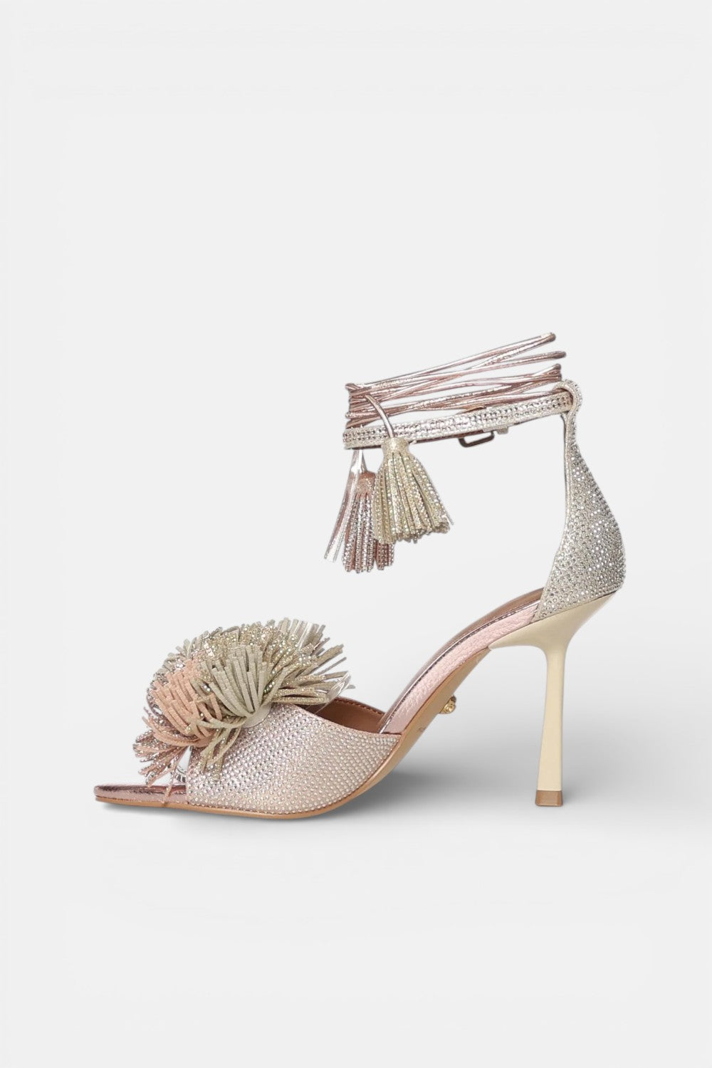 sandali pom pom ankle tie