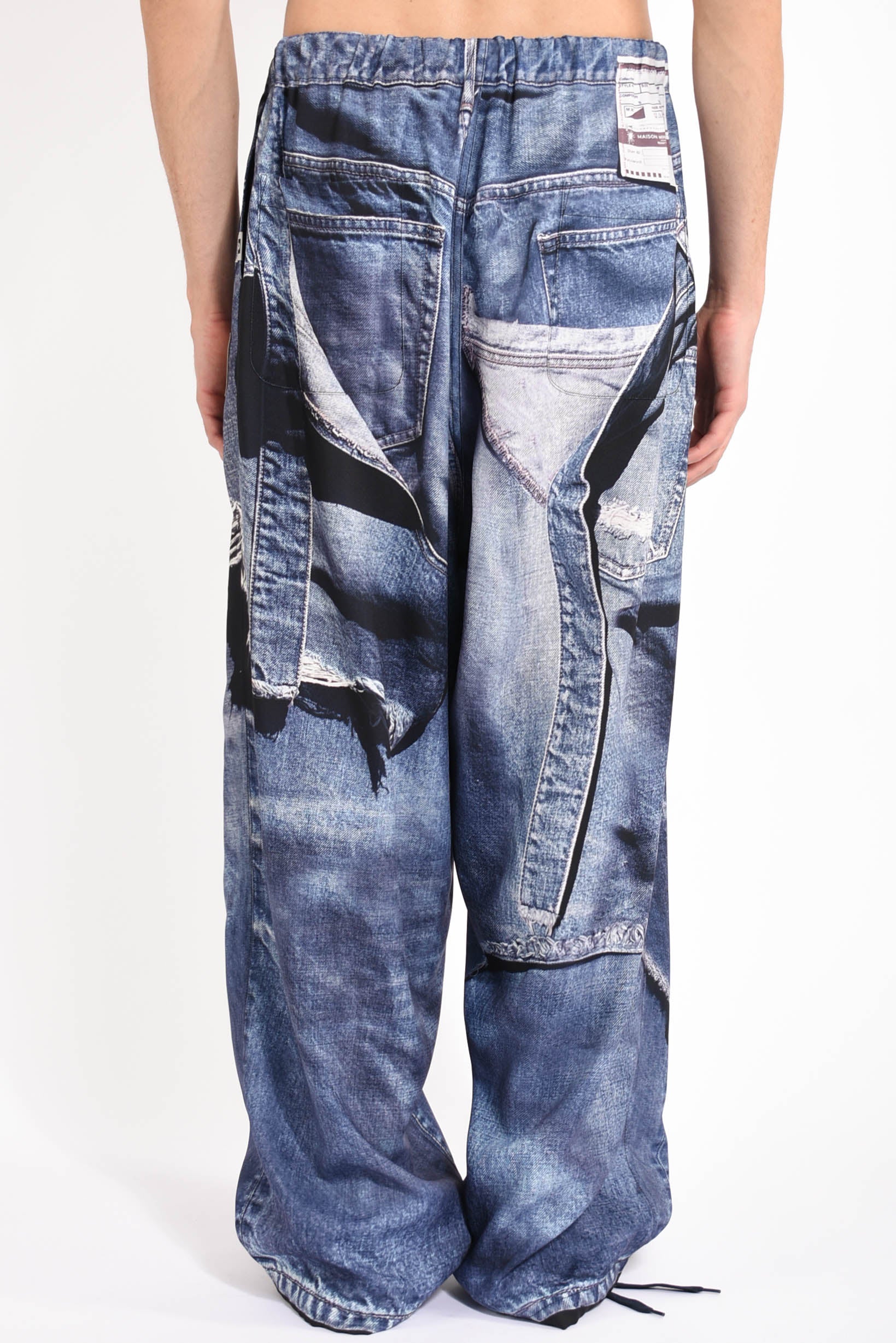 pantaloni all over printed