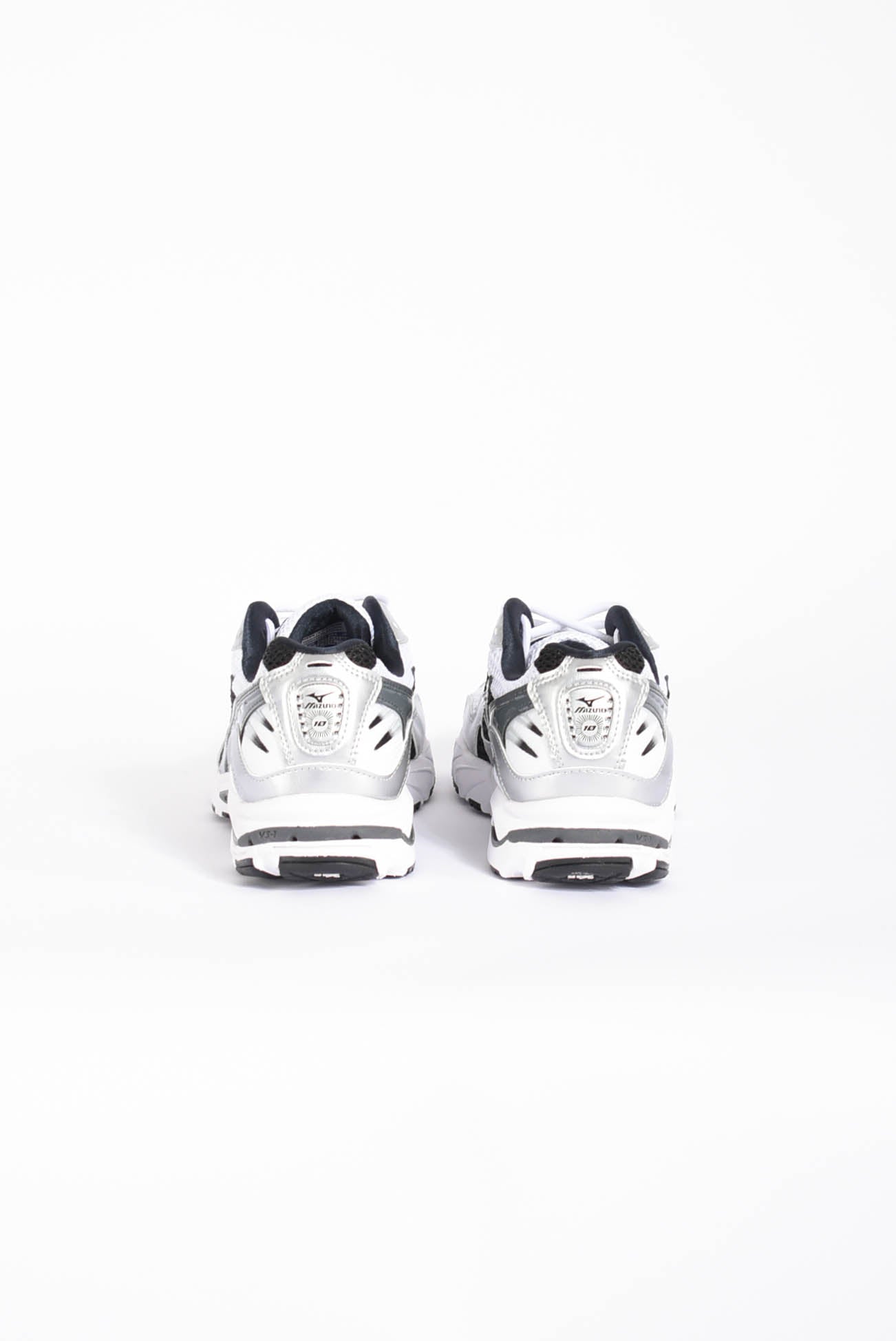 Sneakers wave rider 10