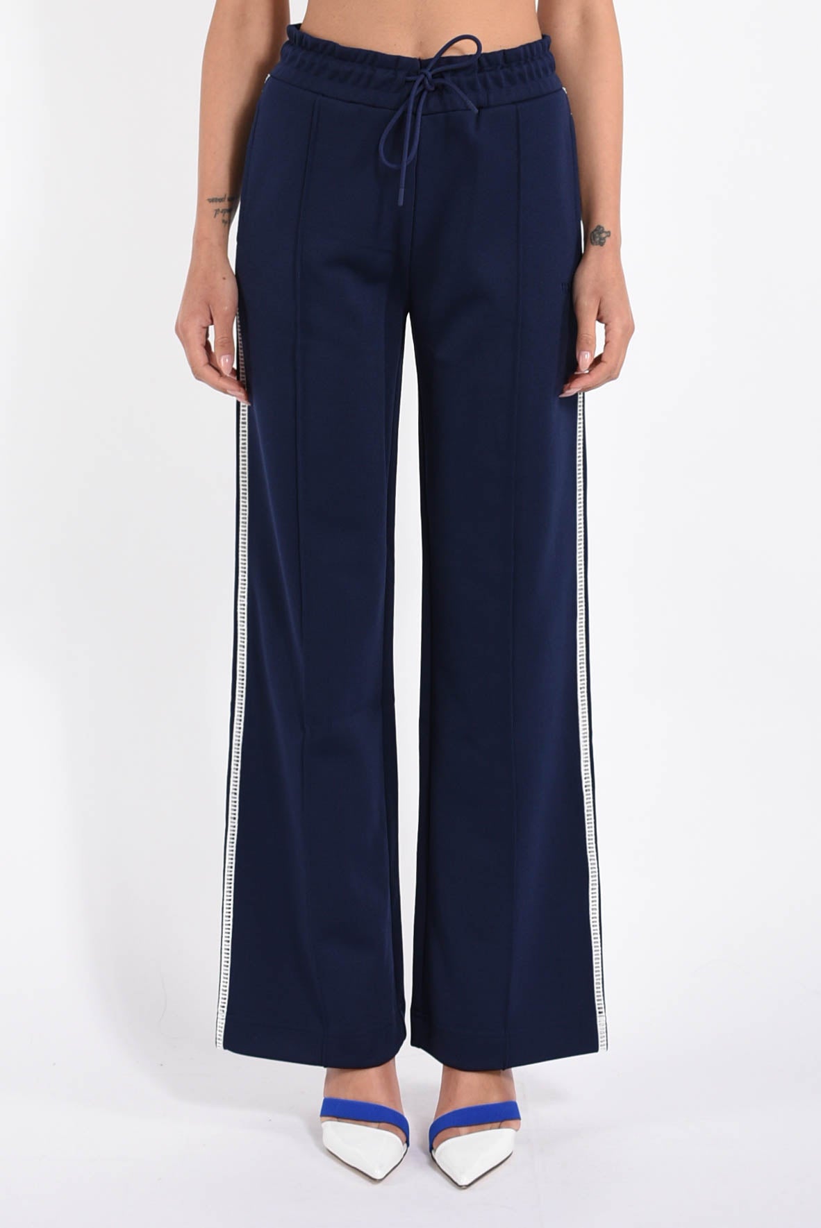 pantaloni jogger con ricamo