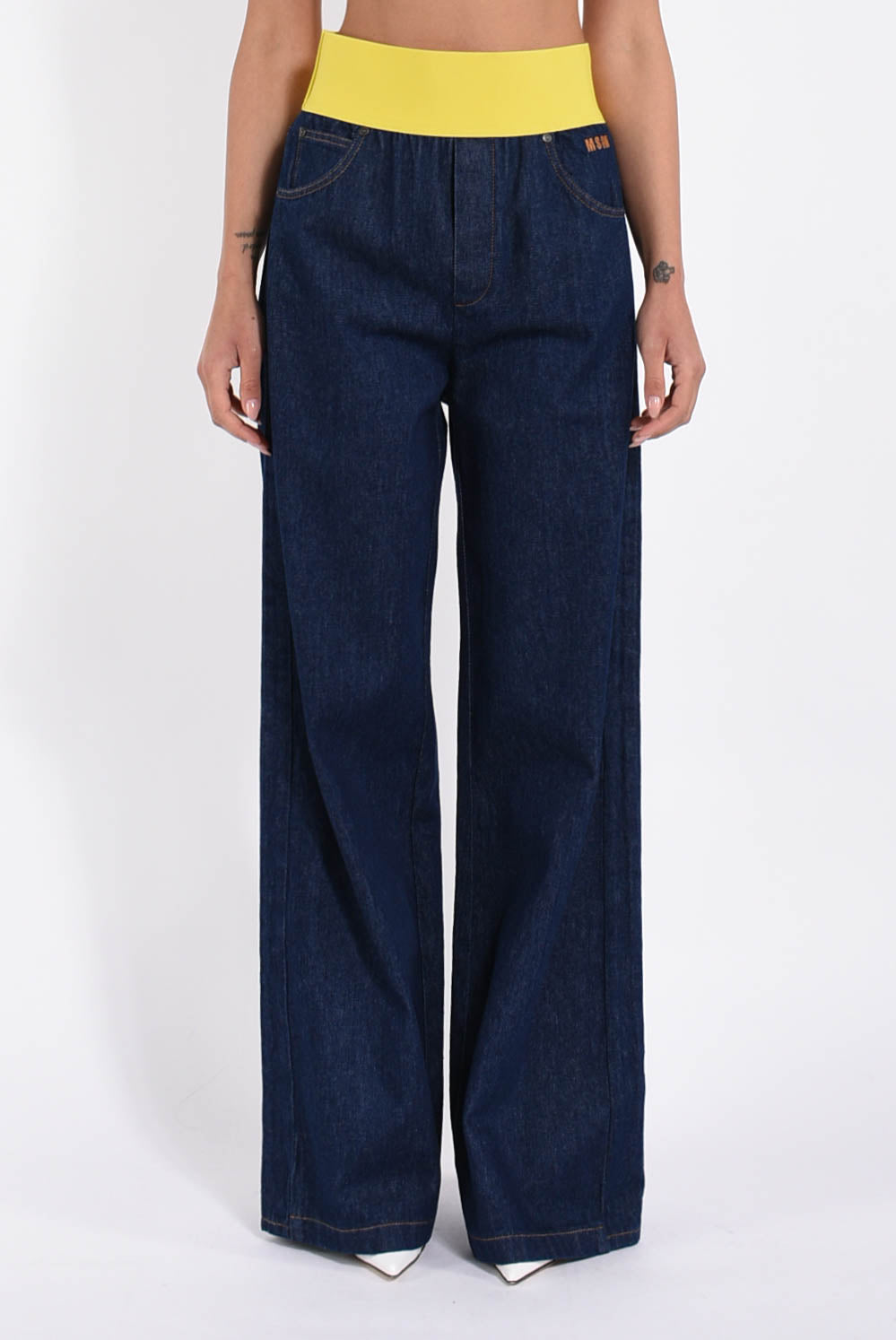 jeans a zampa con fascia elastica