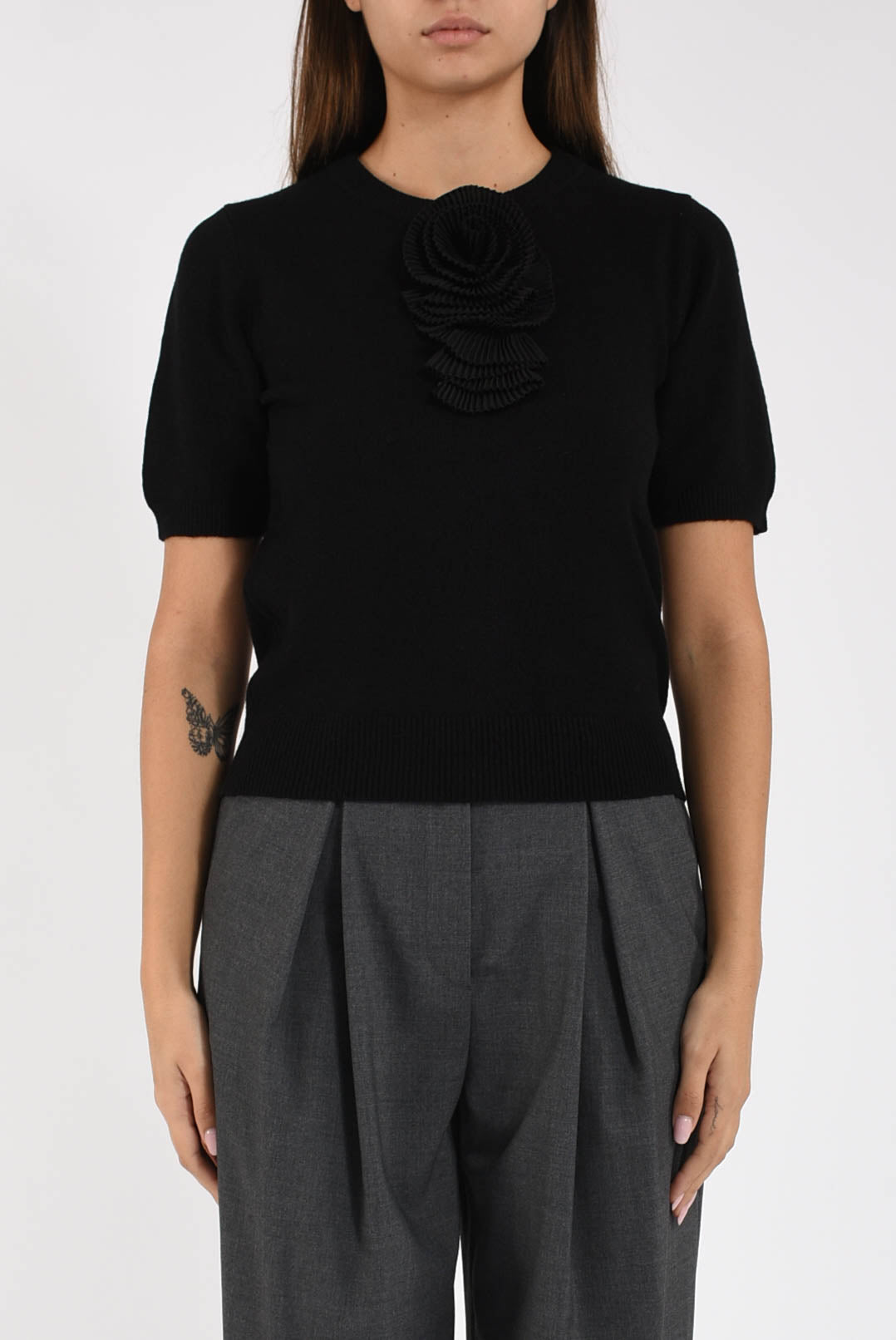 maglia in lana con dettaglio rosa