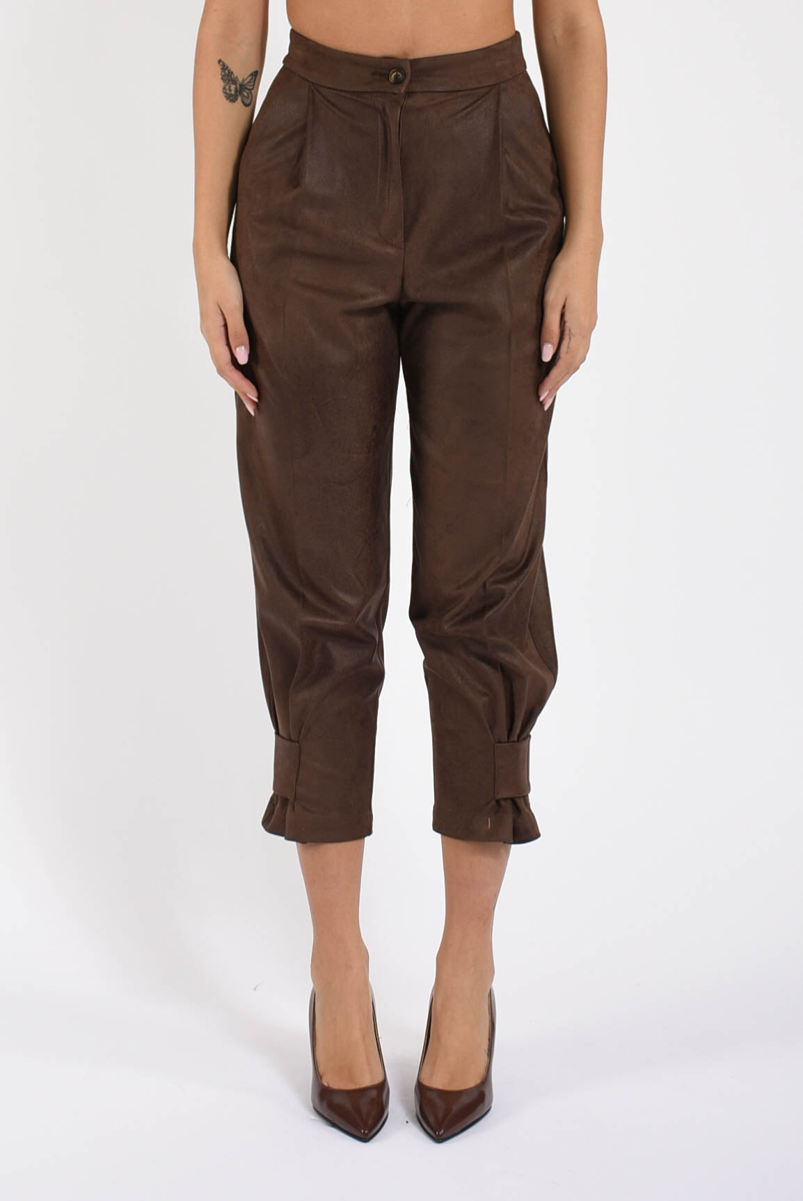 pantaloni in ecopelle