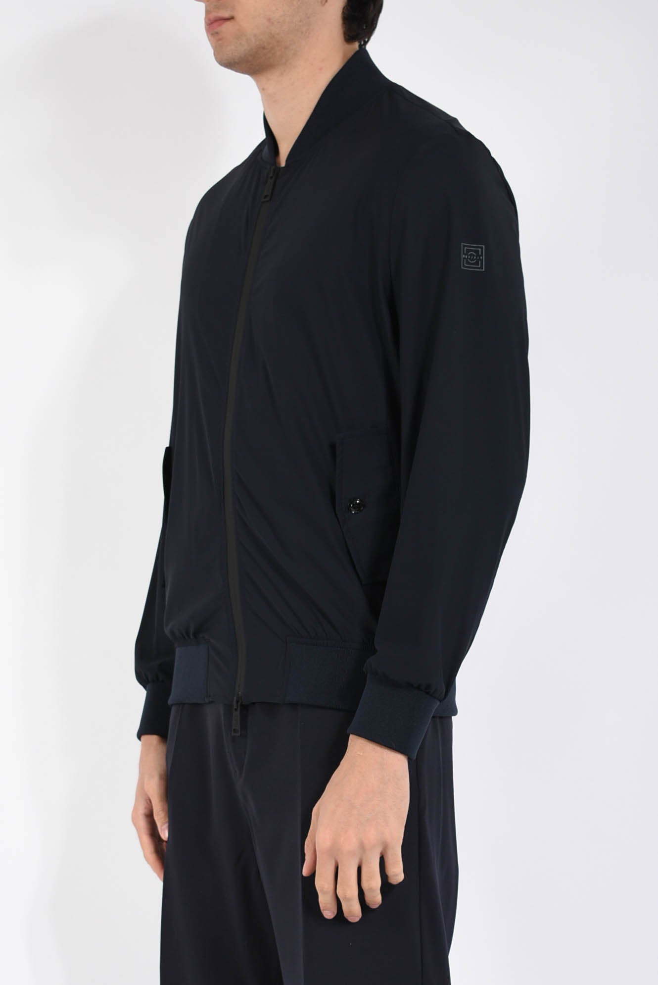 Bomber in nylon
