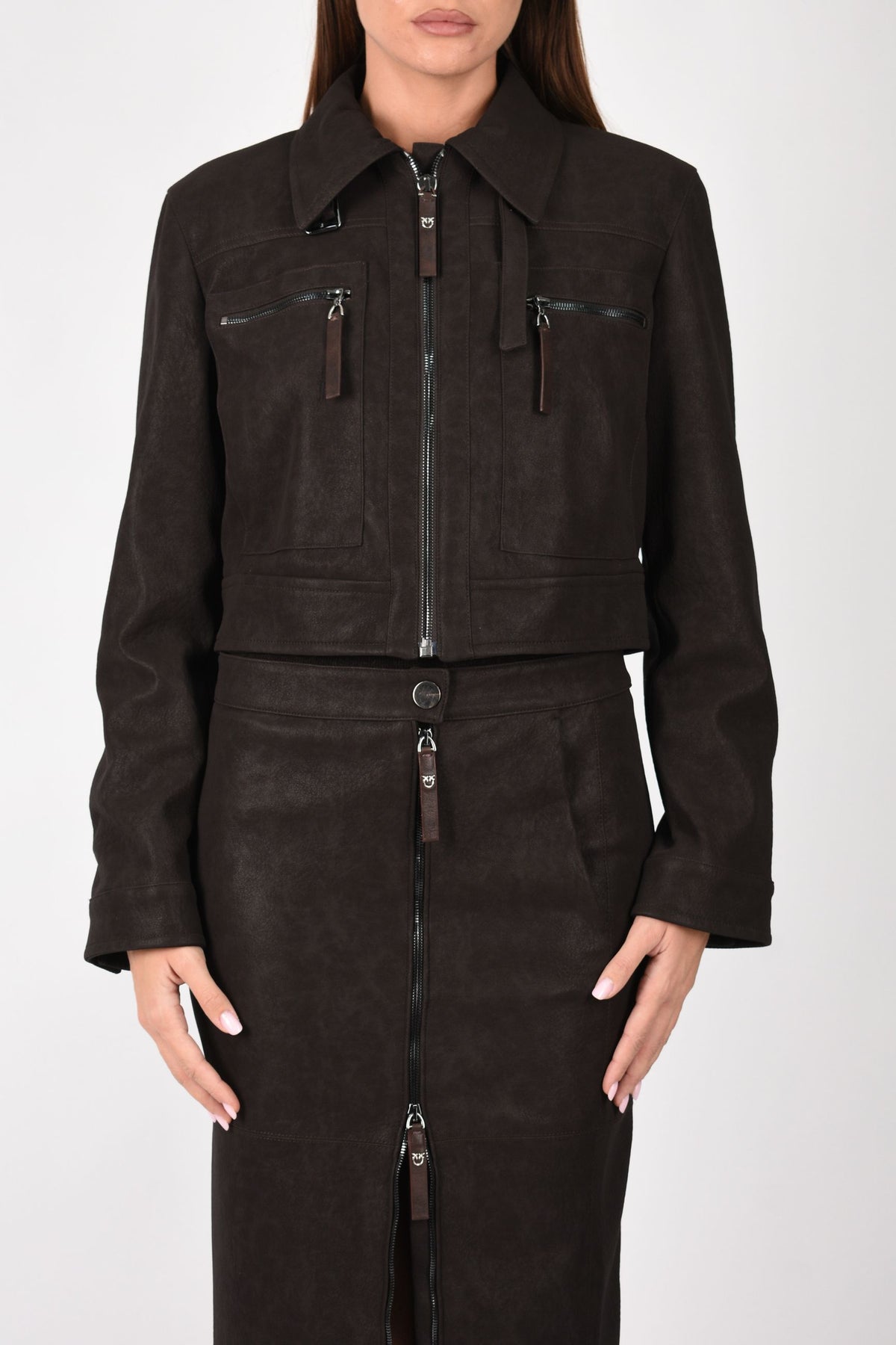 Giubbino cropped effetto pelle nabuk 107807A3MD