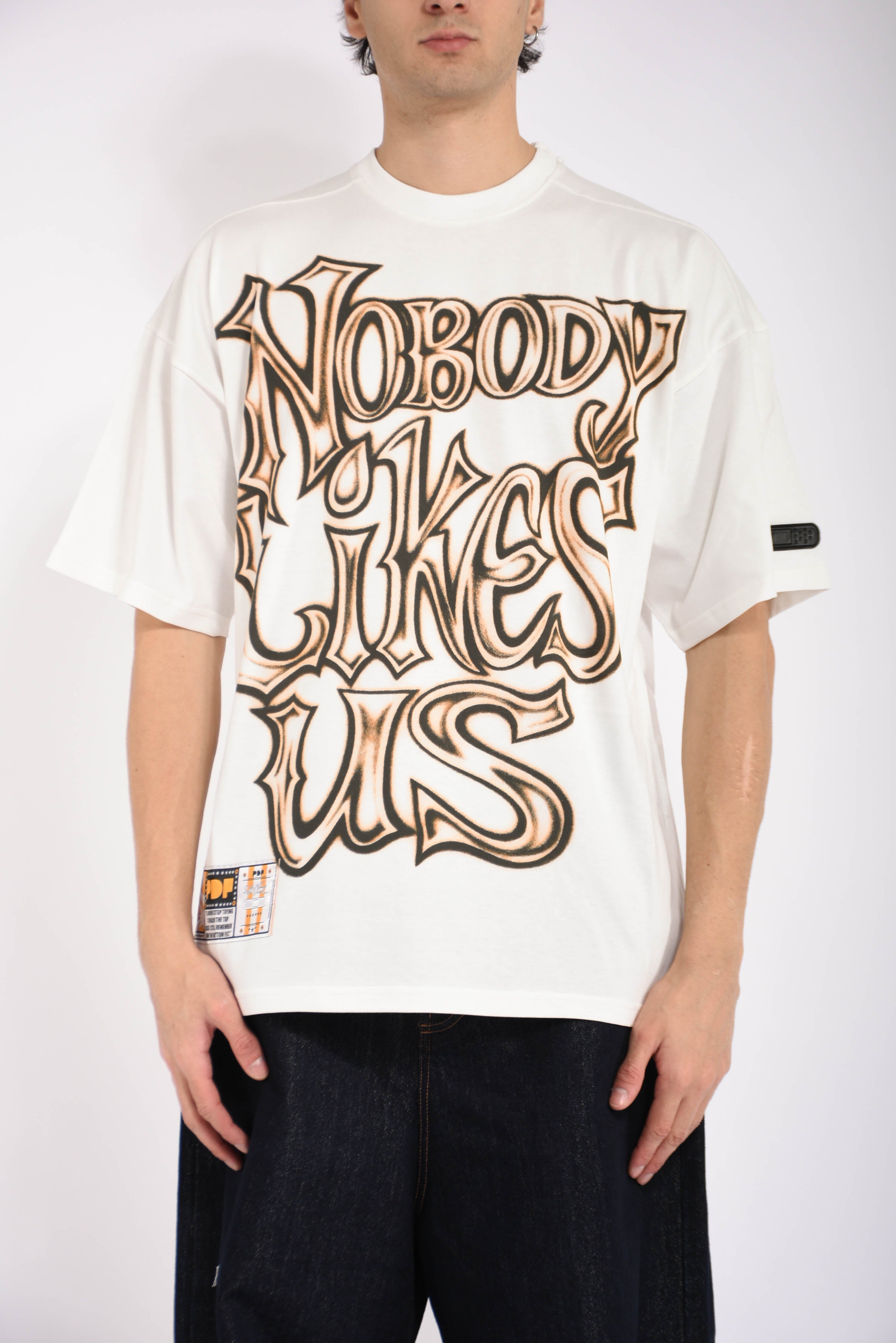 T-shirt THE BOY NOBODY LIKE US