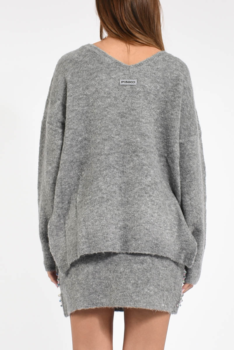 maglia in lana con ricamo gioiello