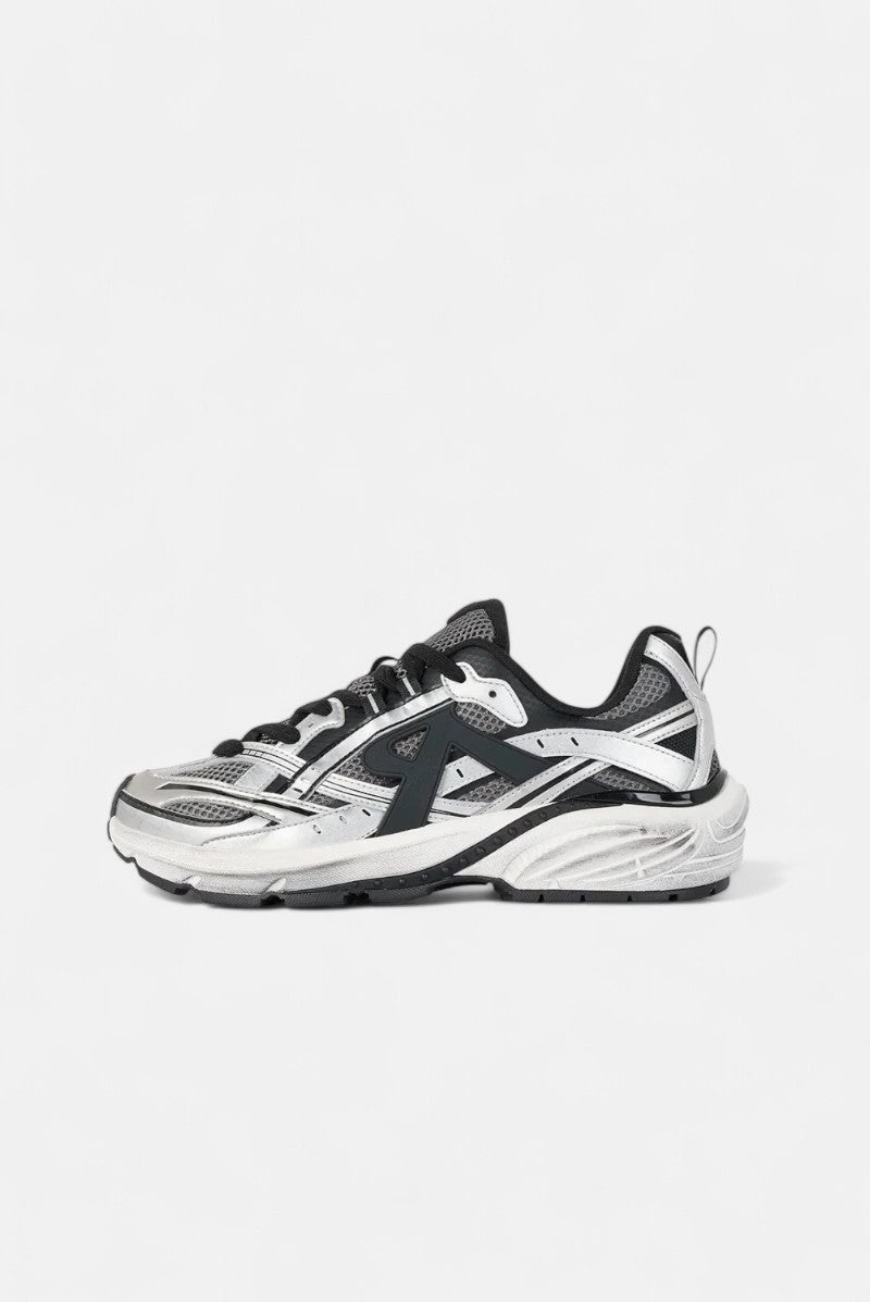 sneakers storm runner