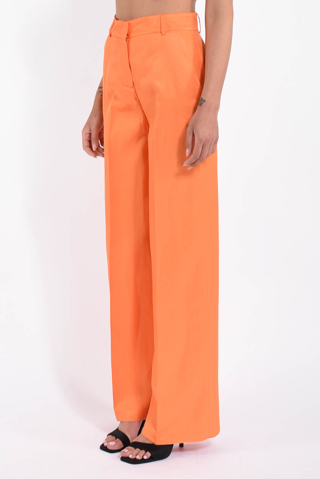 pantaloni in misto lino