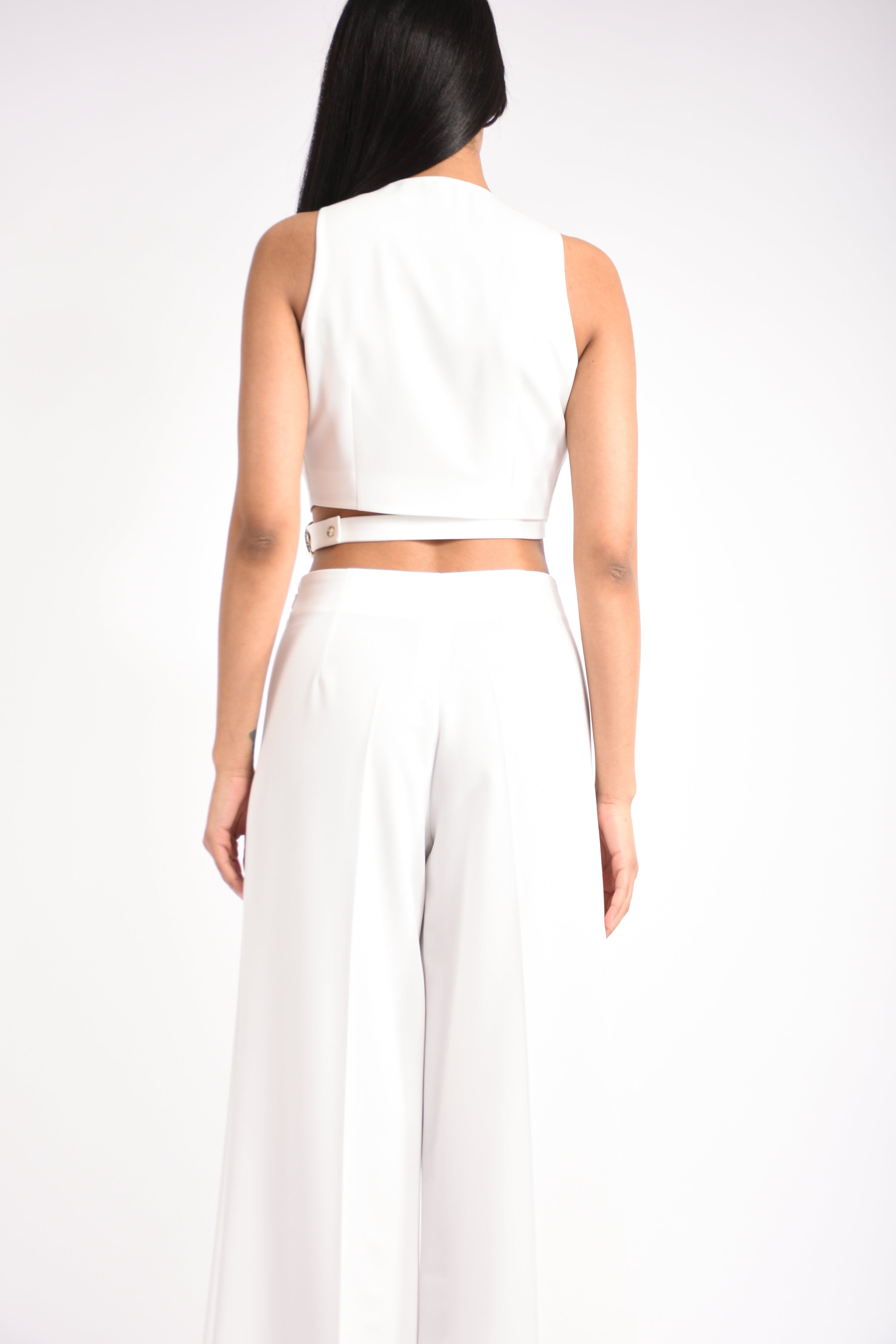 Top incrociato in tela fluida