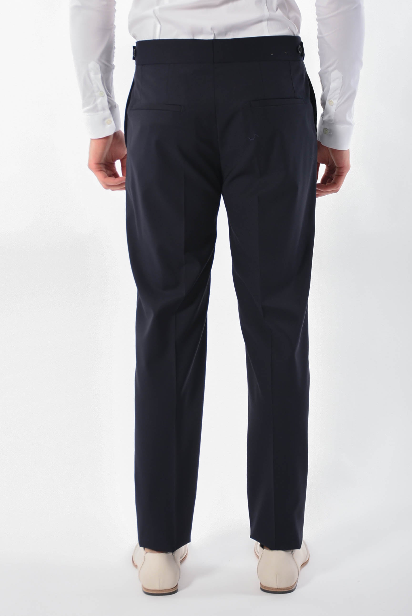 TAGLIATORE Pantaloni in fresco lana