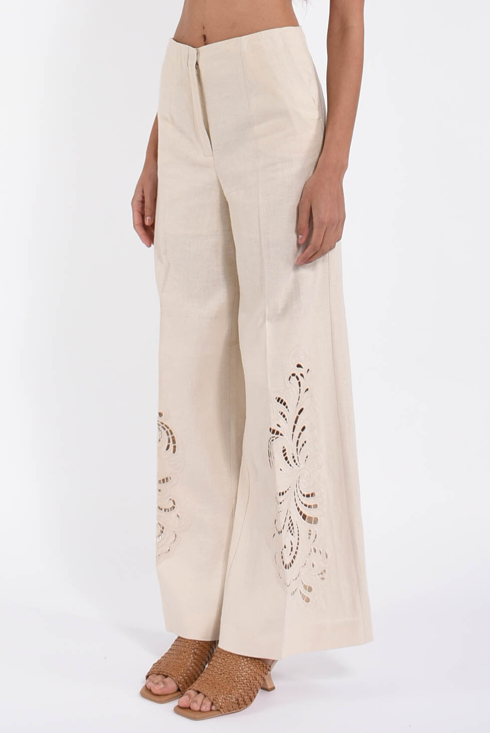 pantaloni in misto lino con ricamo