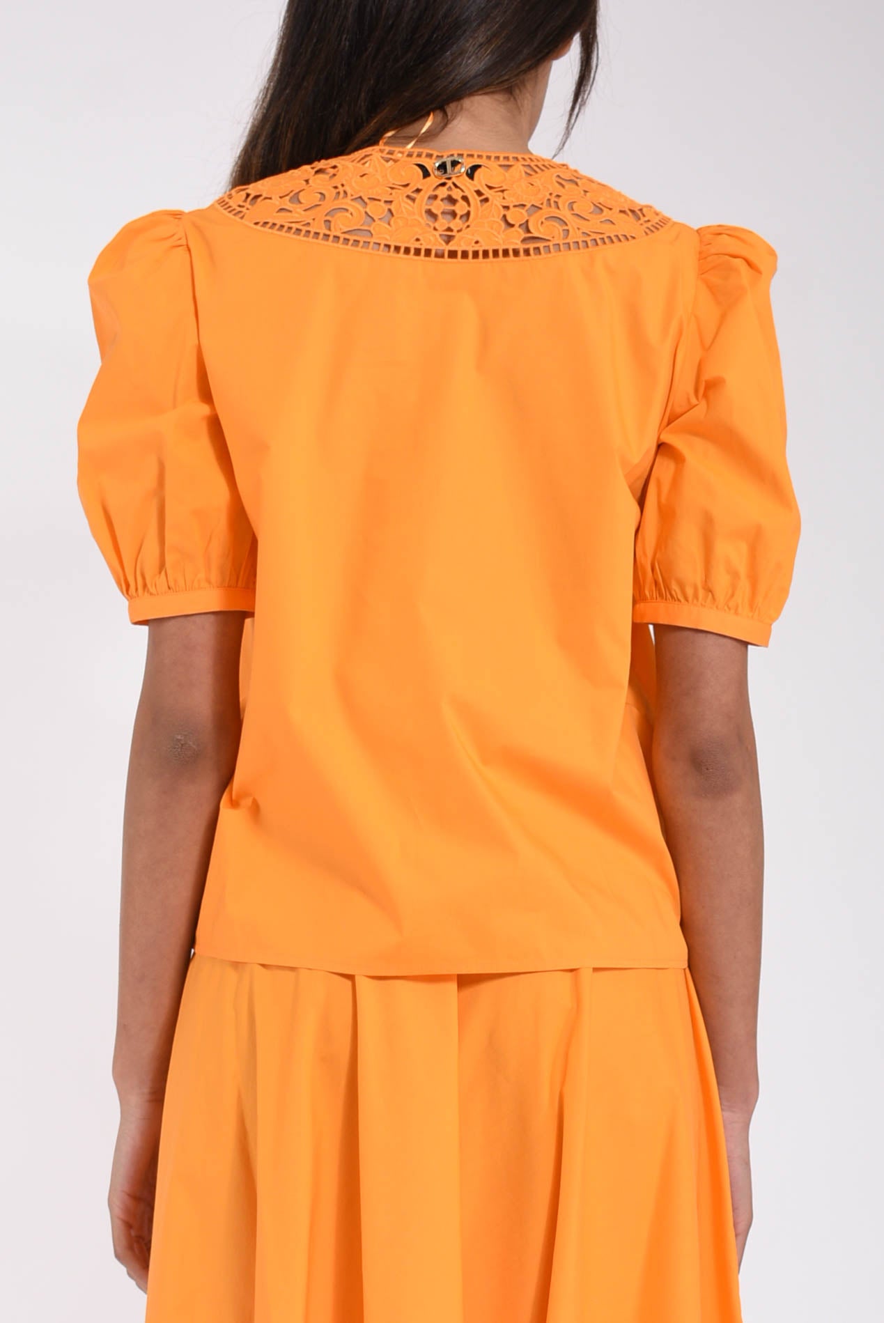 Blusa in popeline sangallo
