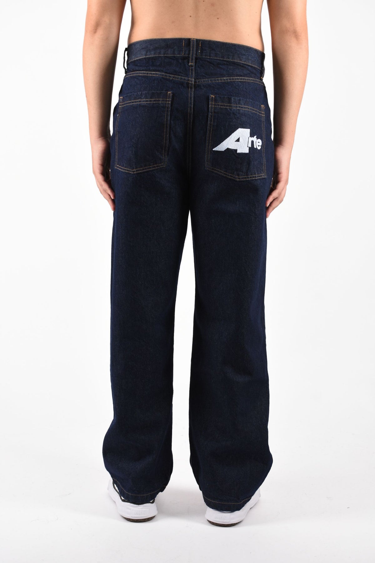 Jeans baggy A uniform