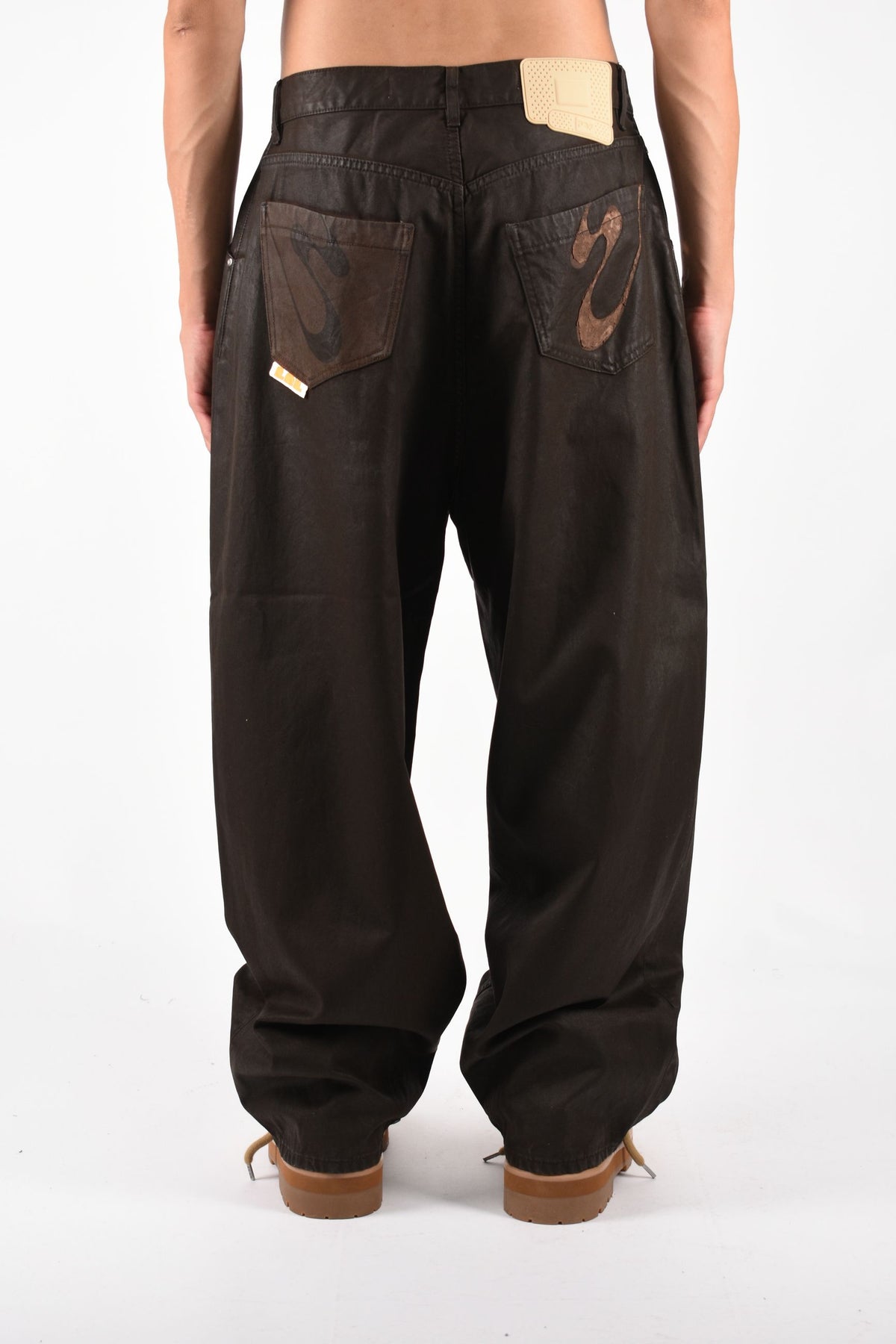 Pantaloni mpc