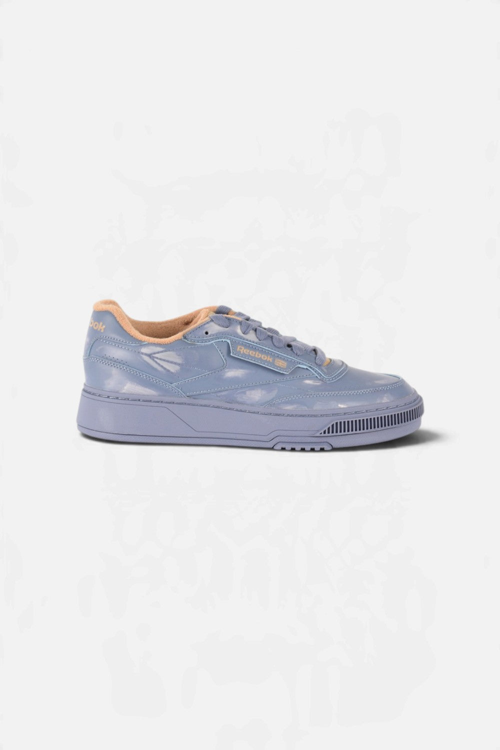 Sneakers Club C LTD 100268902