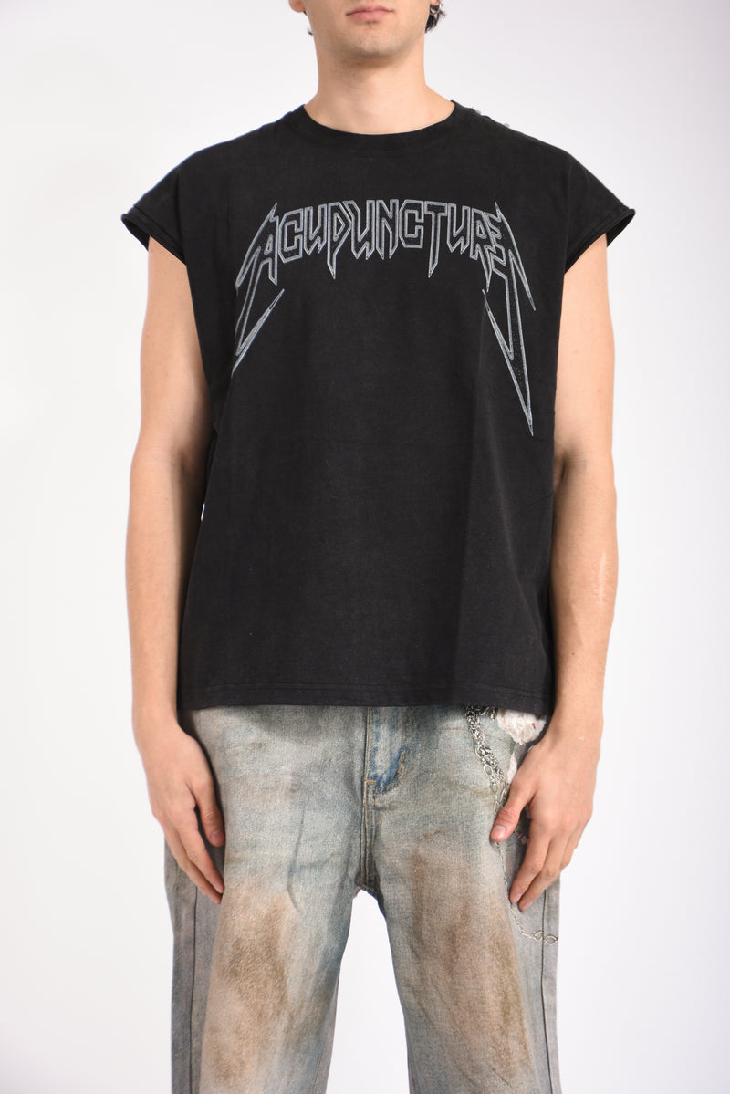 Smanicato studded metal