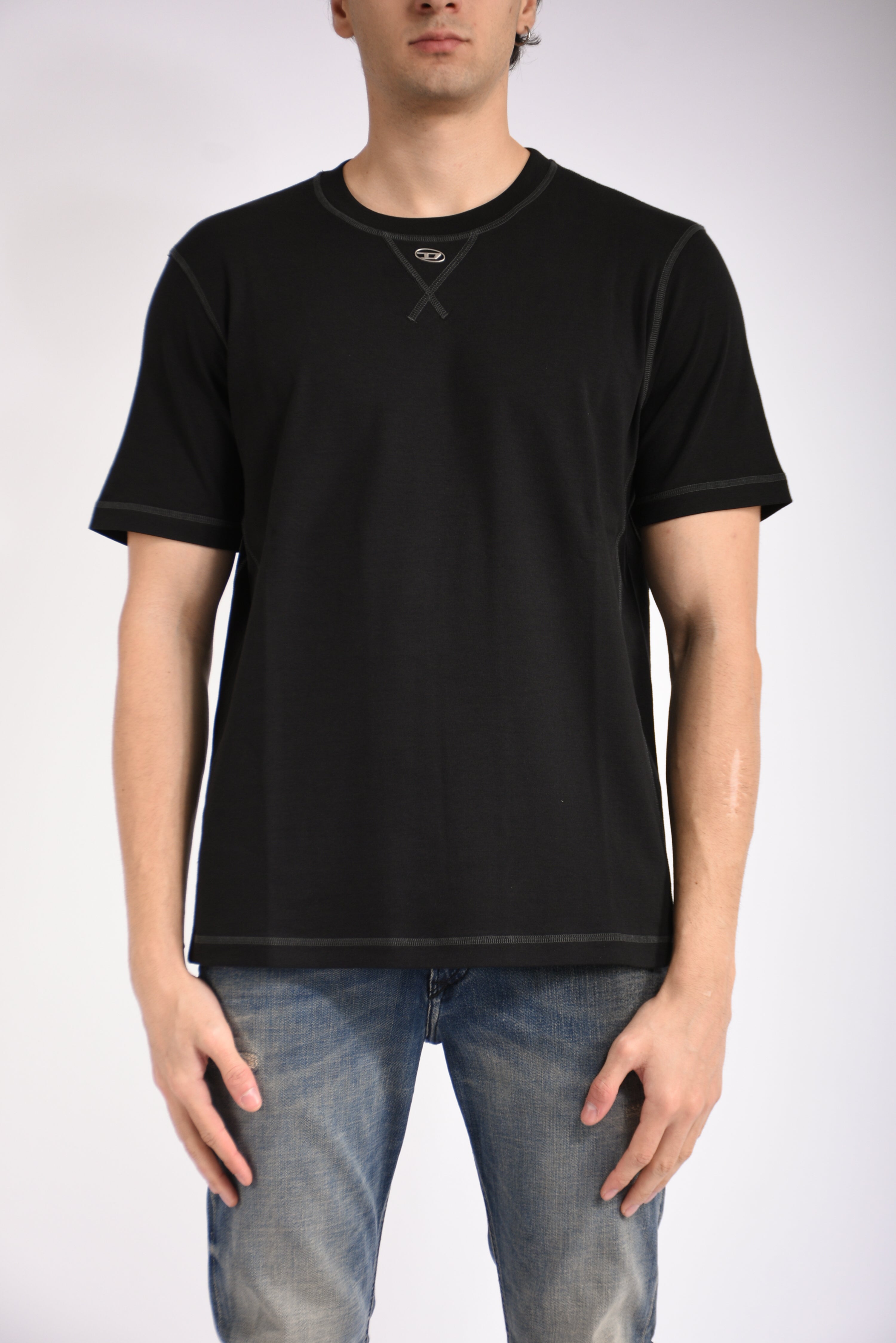 T-shirt con logo Oval D
