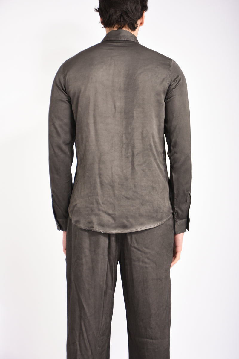 Camicia in viscosa fluida dirt wash