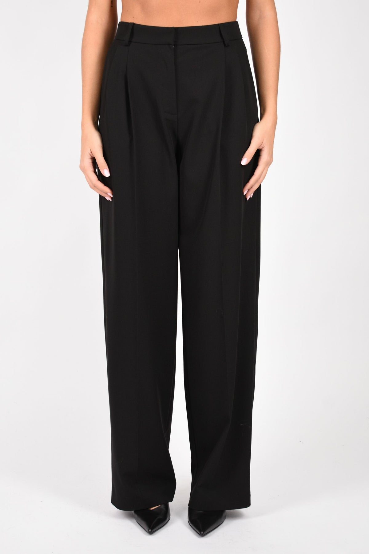 Pantaloni fluidi in gabardina 2P0112A498