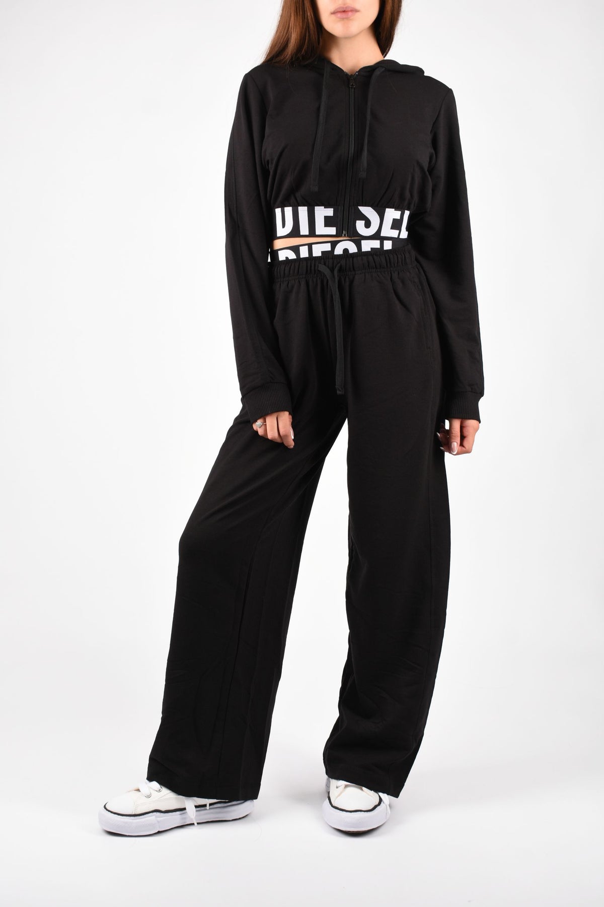 Felpa cropped con banda logo NIKA D-POP A227760IKBJ