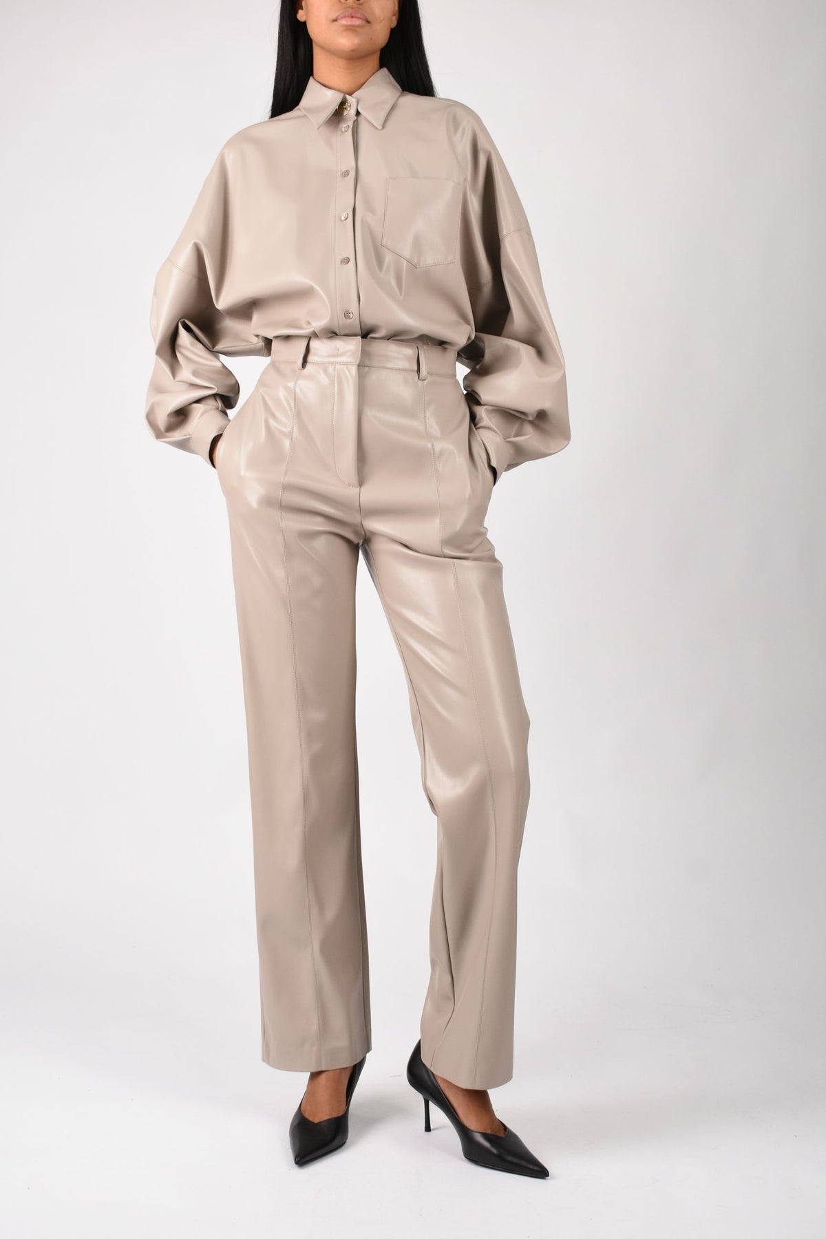 Pantalone vita alta straight in vegan leather A26CPPA00802