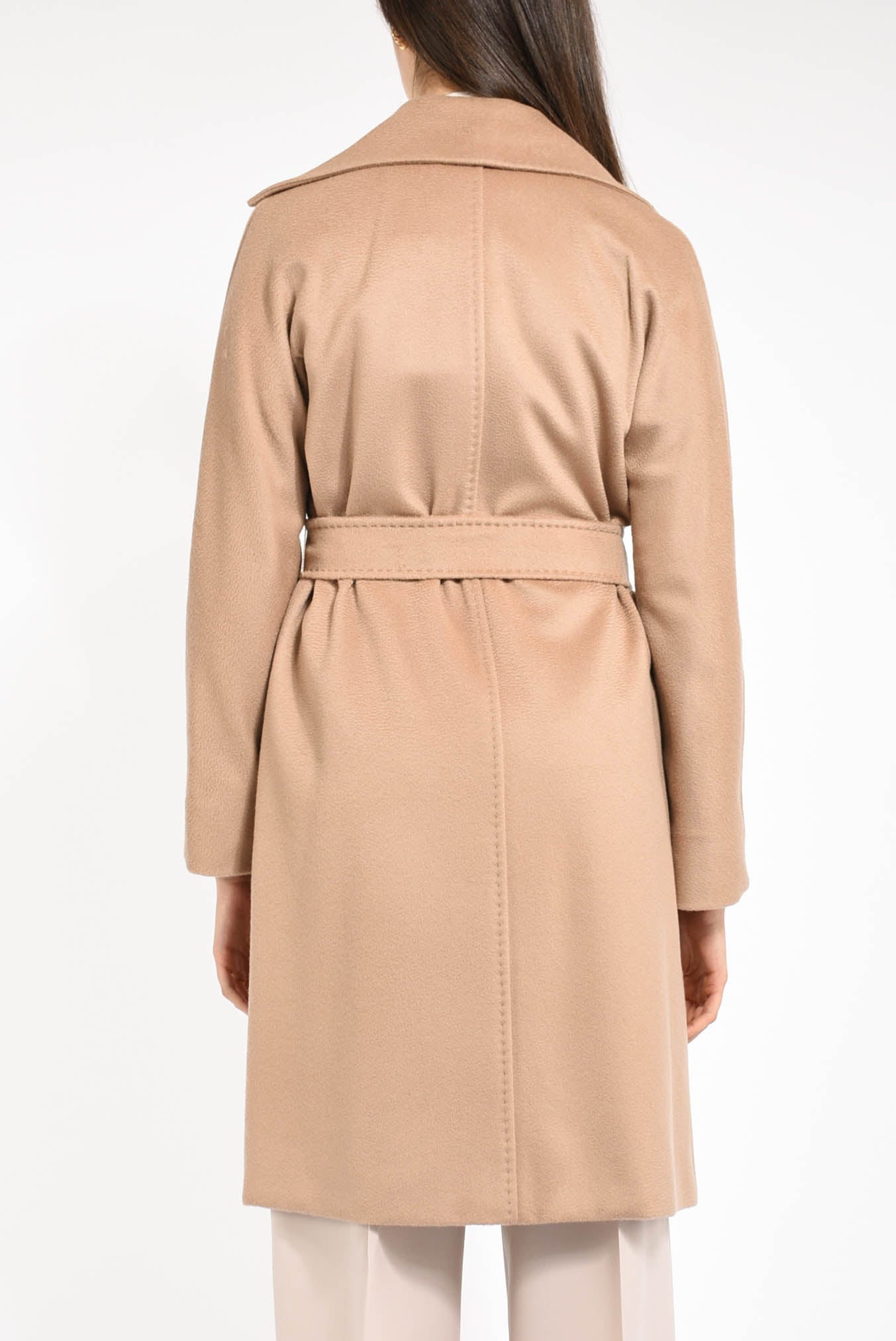 Cappotto a vestaglia in lana dravenna