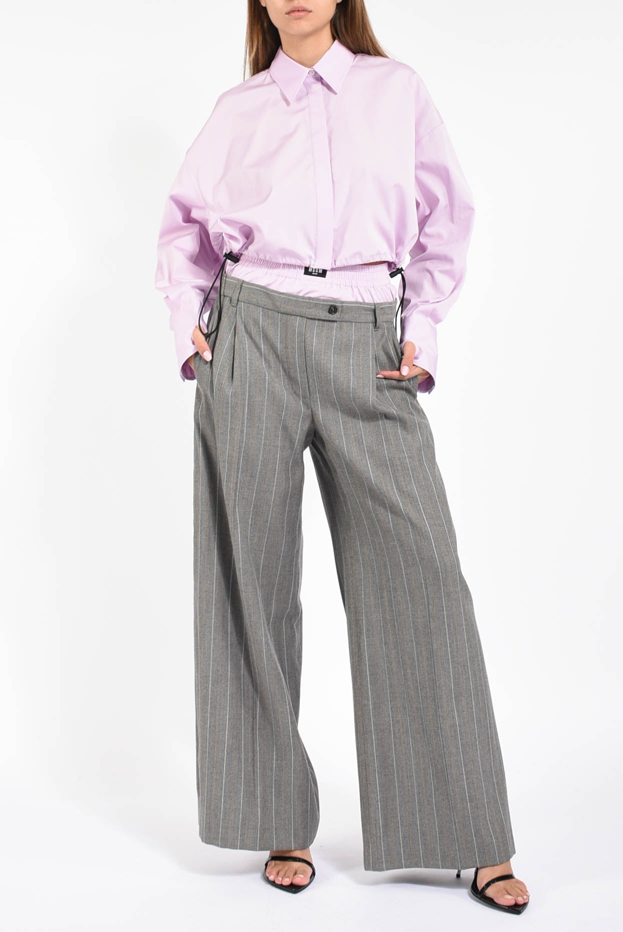 pantaloni a gamba ampia