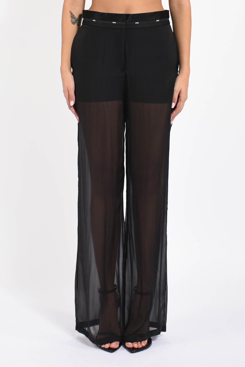 pantaloni con gamba velata