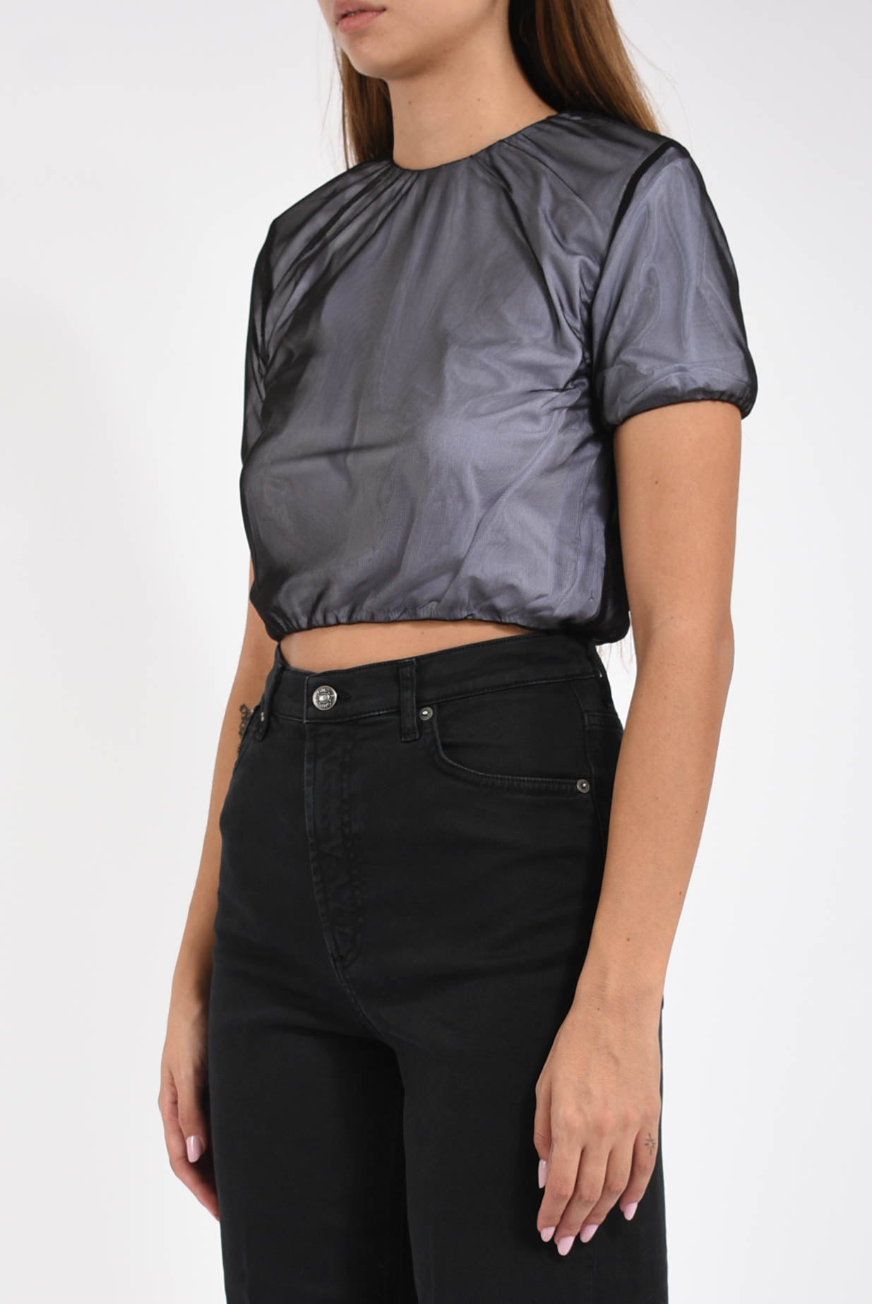 t-shirt con tulle sovrapposto
