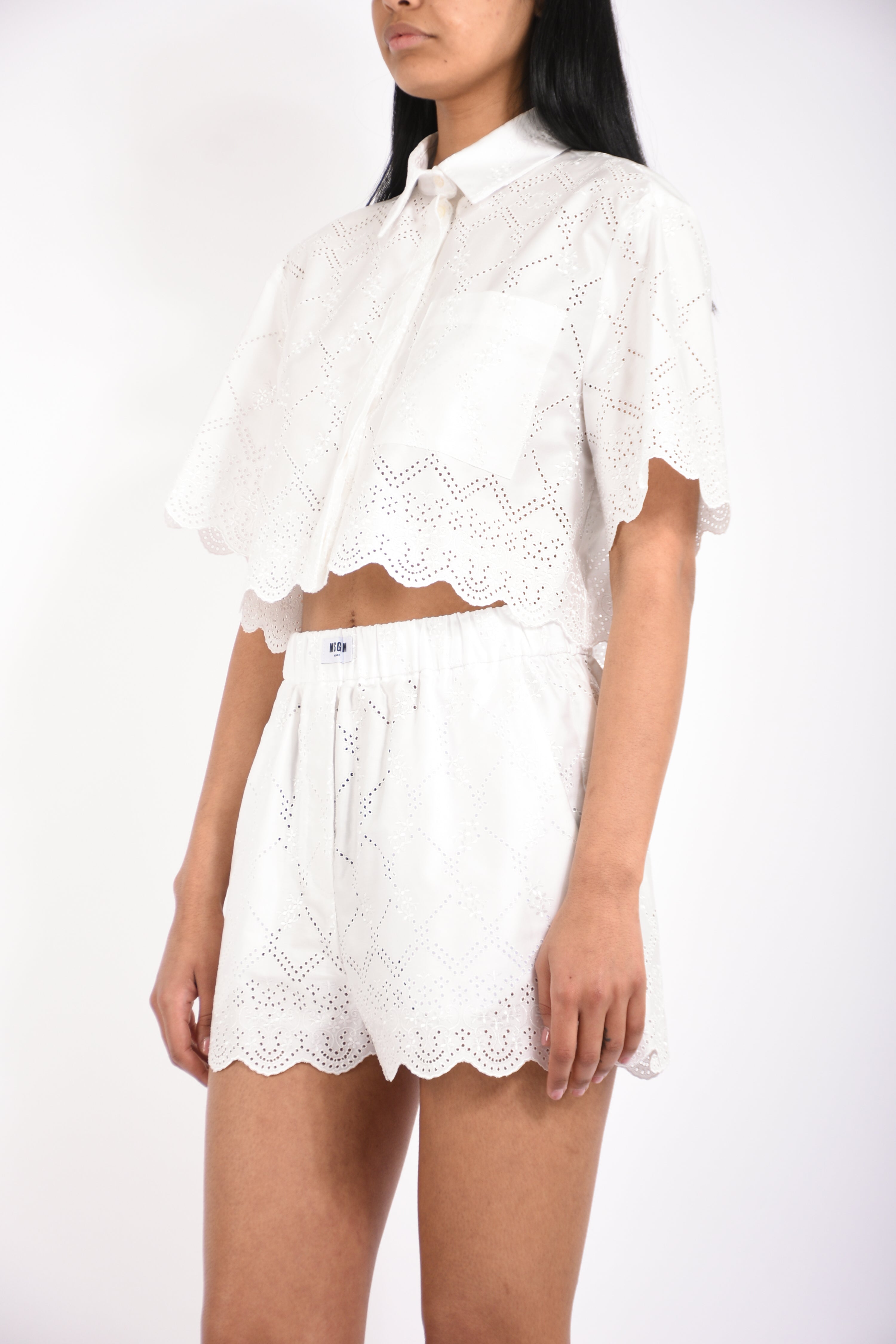 camicia crop in popeline con ricami