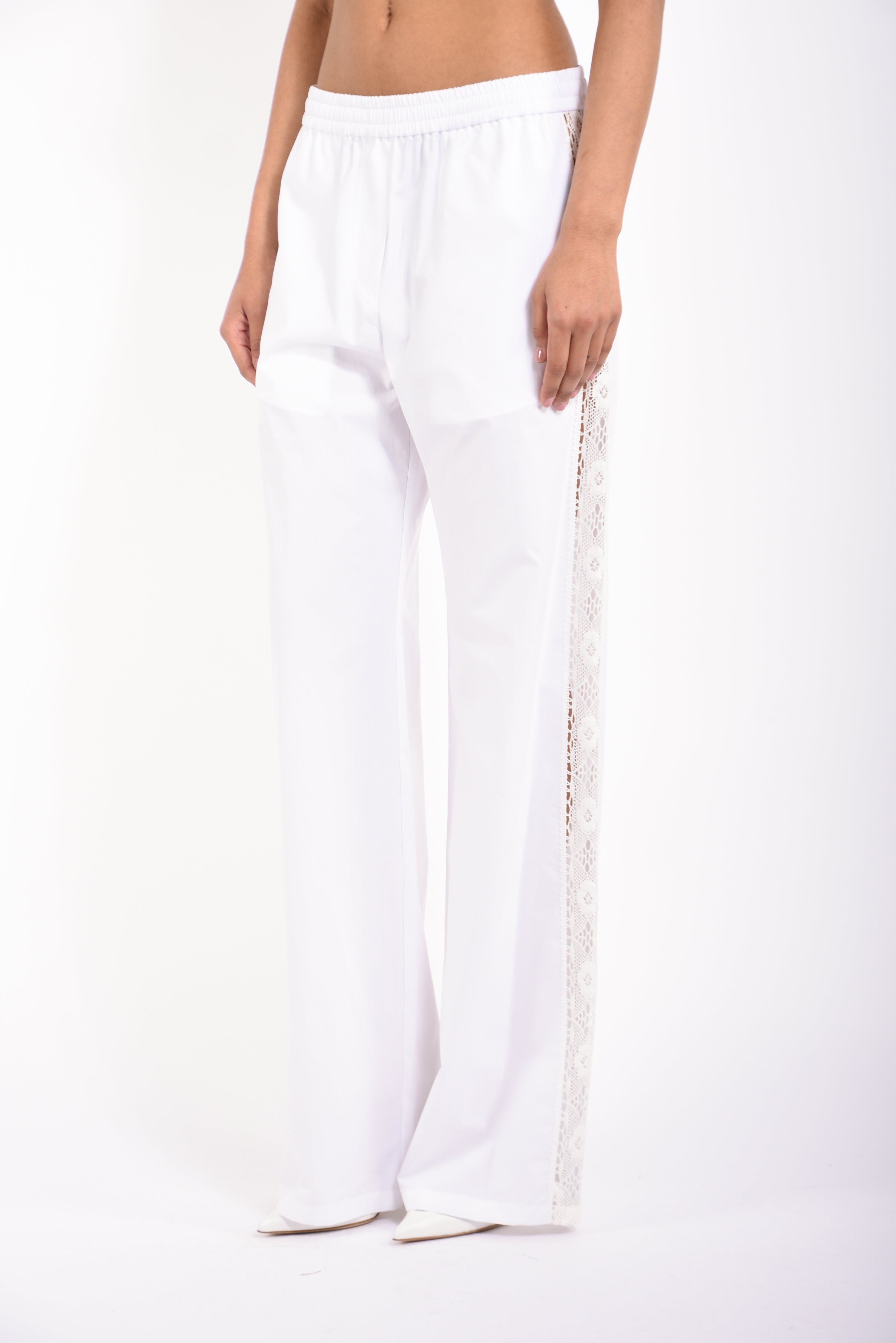 pantaloni a gamba larga con dettagli pizzo