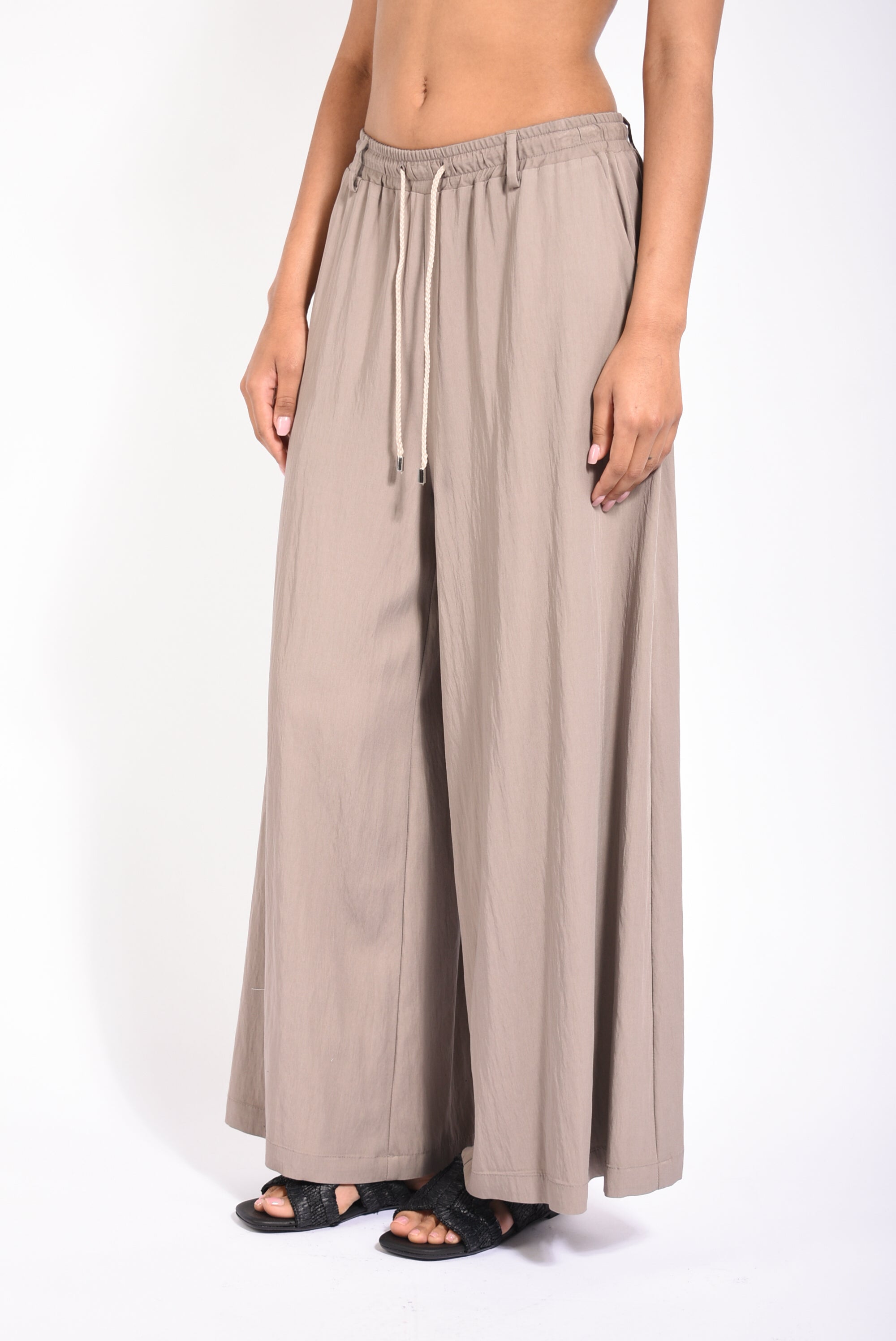 pantaloni a gamba larga