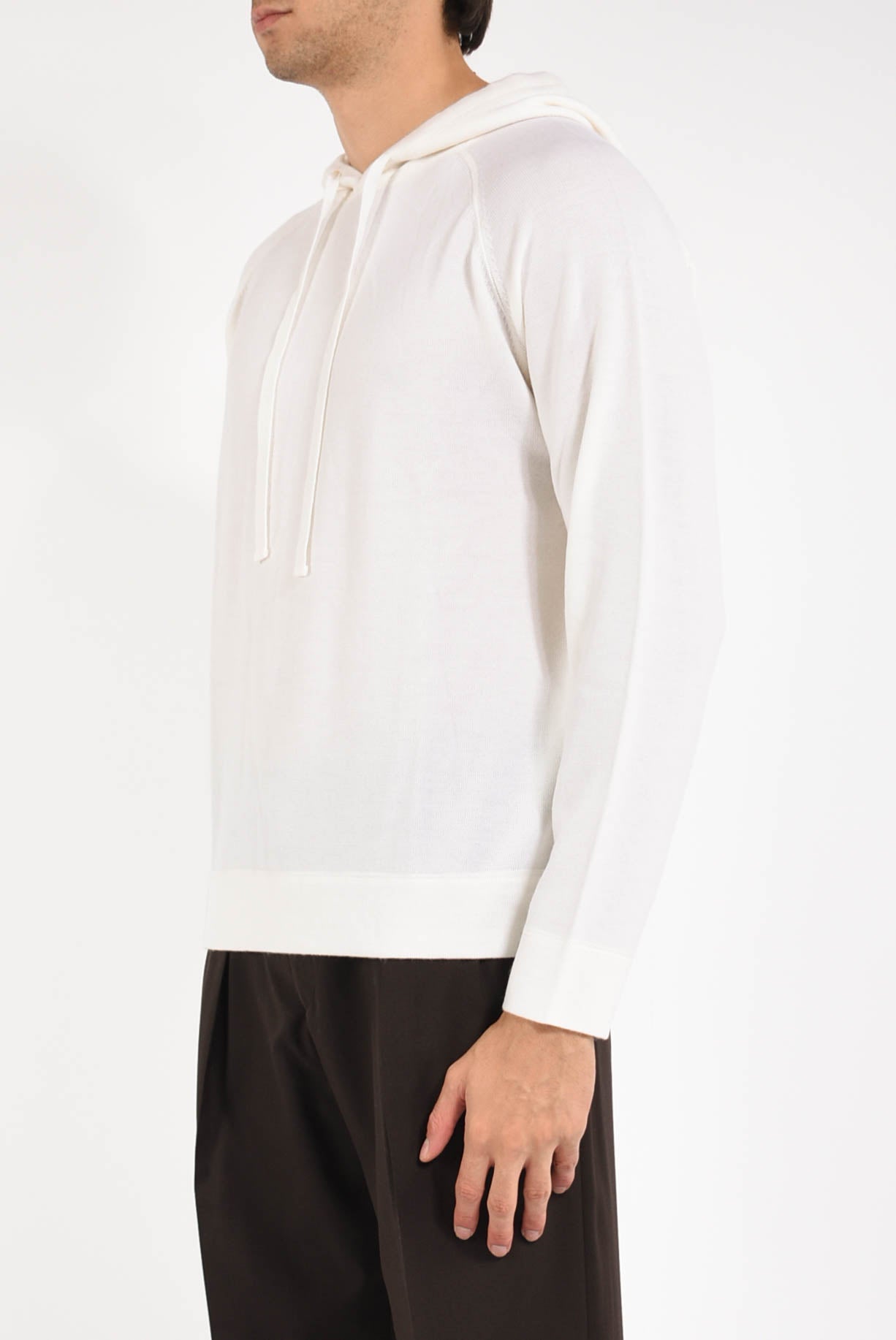 Maglia taglio felpa in lana vergine