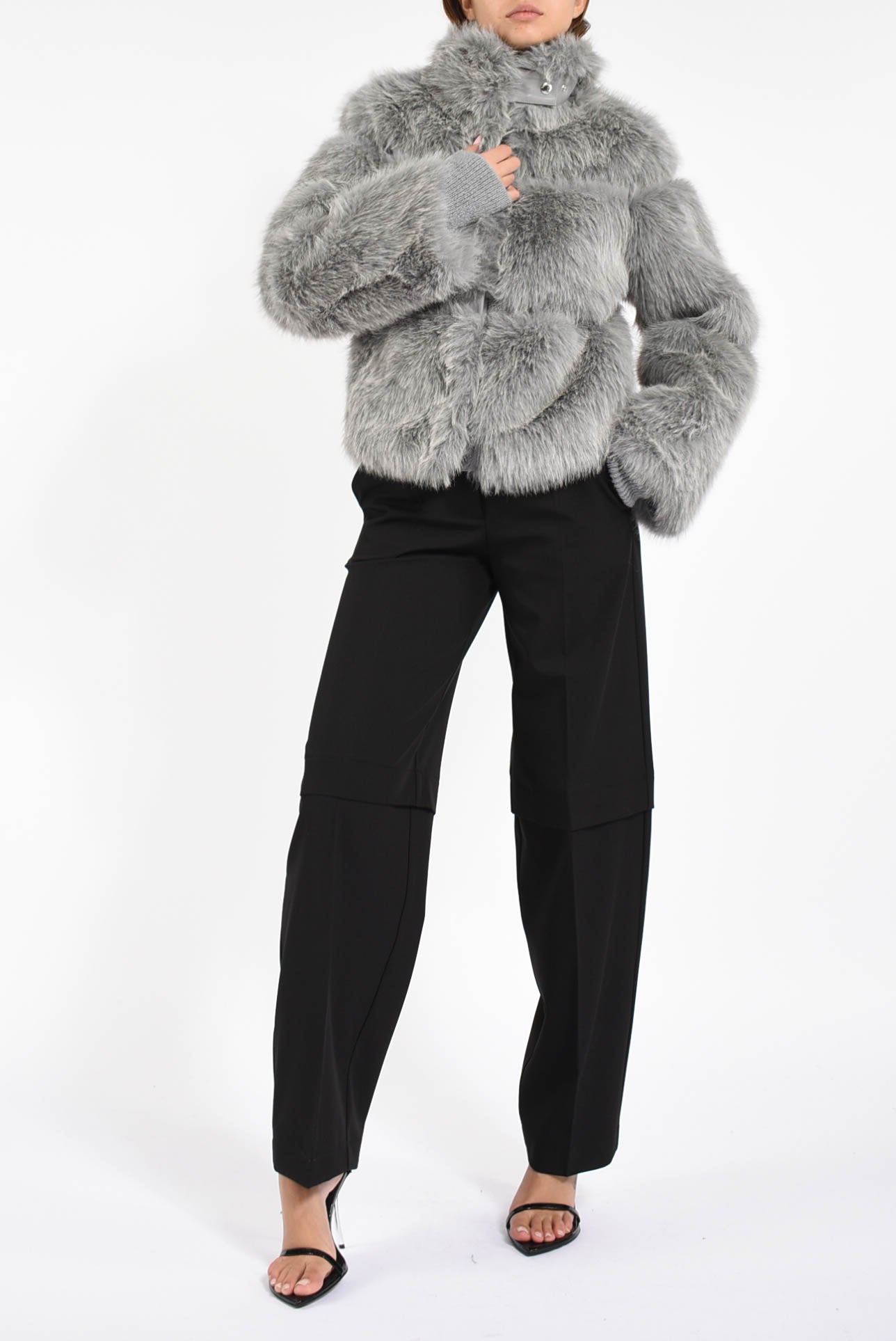 Giubbotto fluffy corto