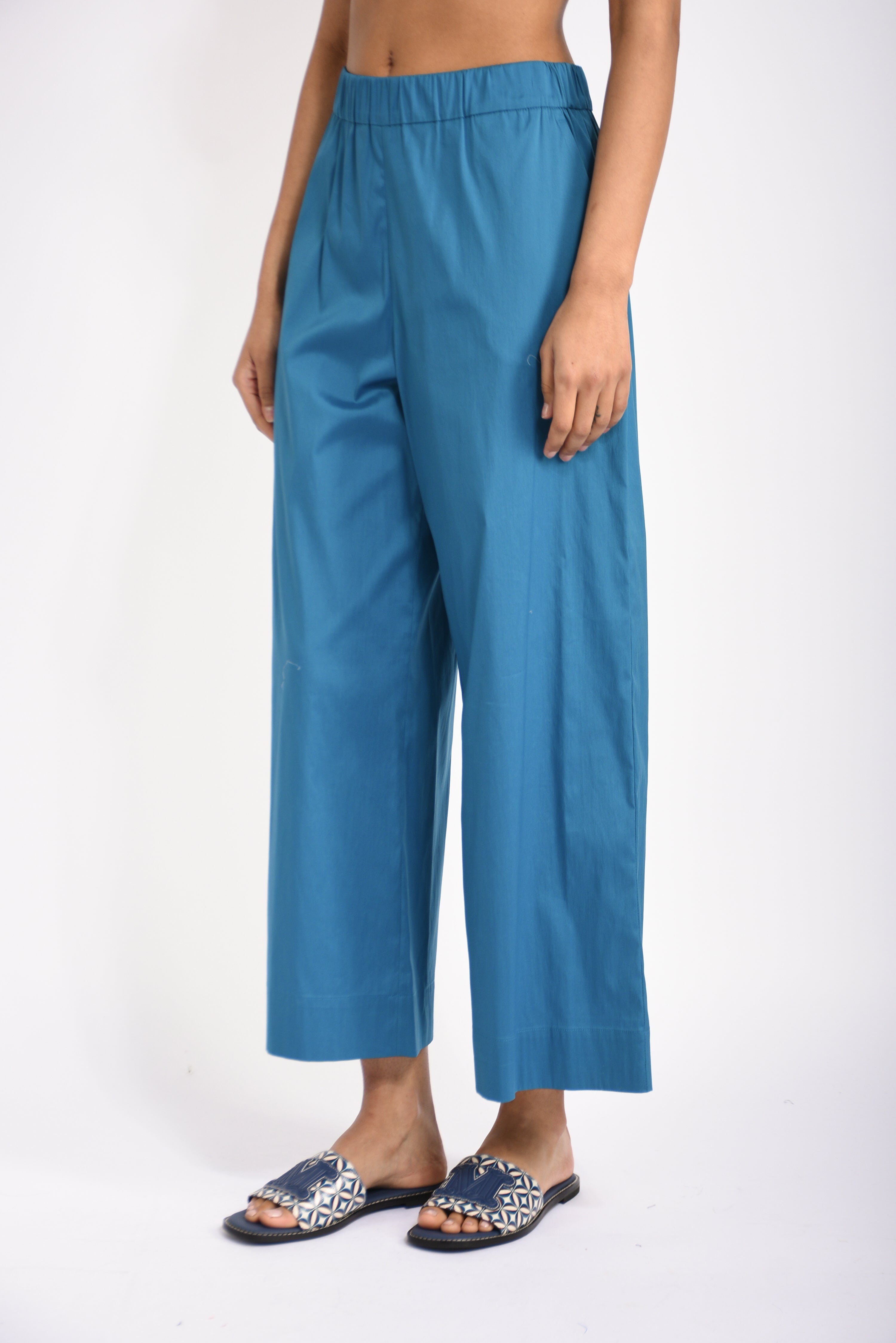 pantaloni modello pece