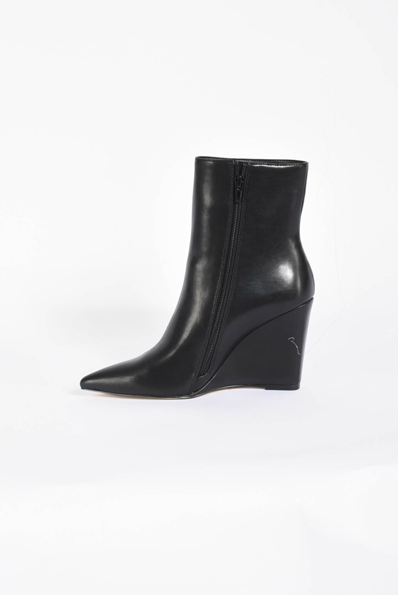 Stivaletti con zeppa