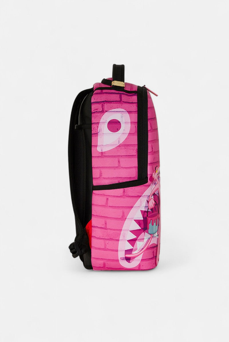 zaino Pink Panther Painting Over Graffiti