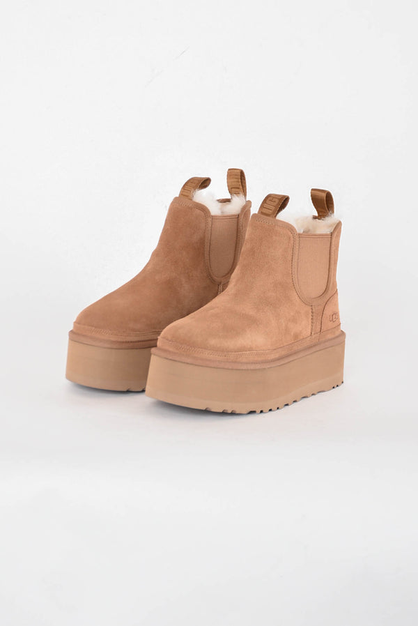 UGG stivali neumel platform chelsea