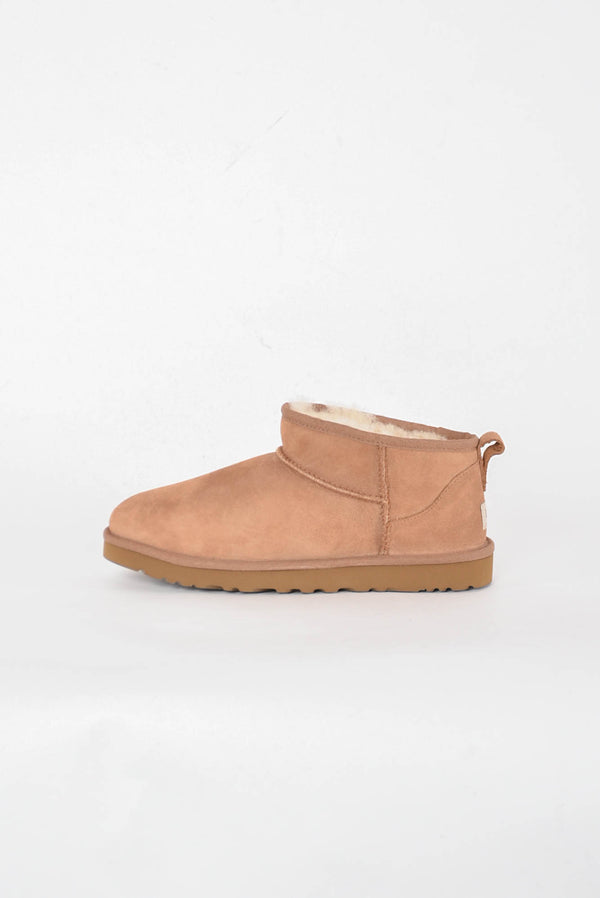 UGG Stivali classic ultra mini