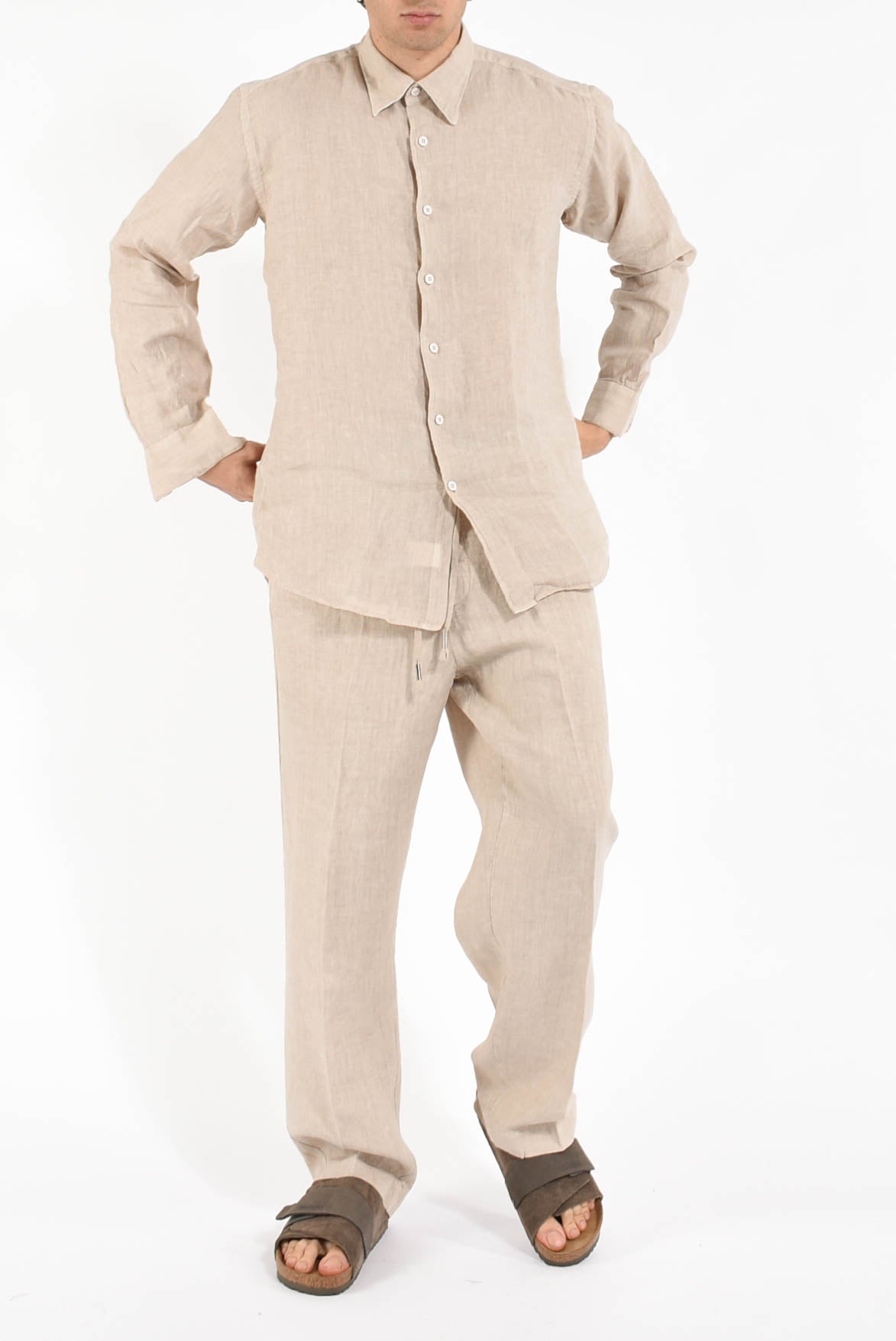Pantaloni in lino